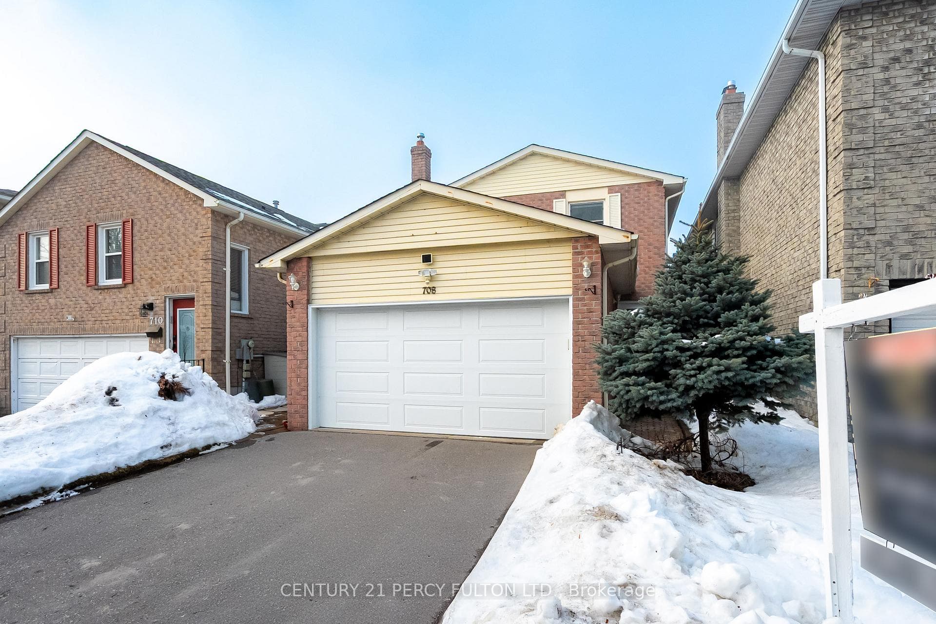 708 Abingdon Court, Pickering, ON L1W 3M7 - Photo 1