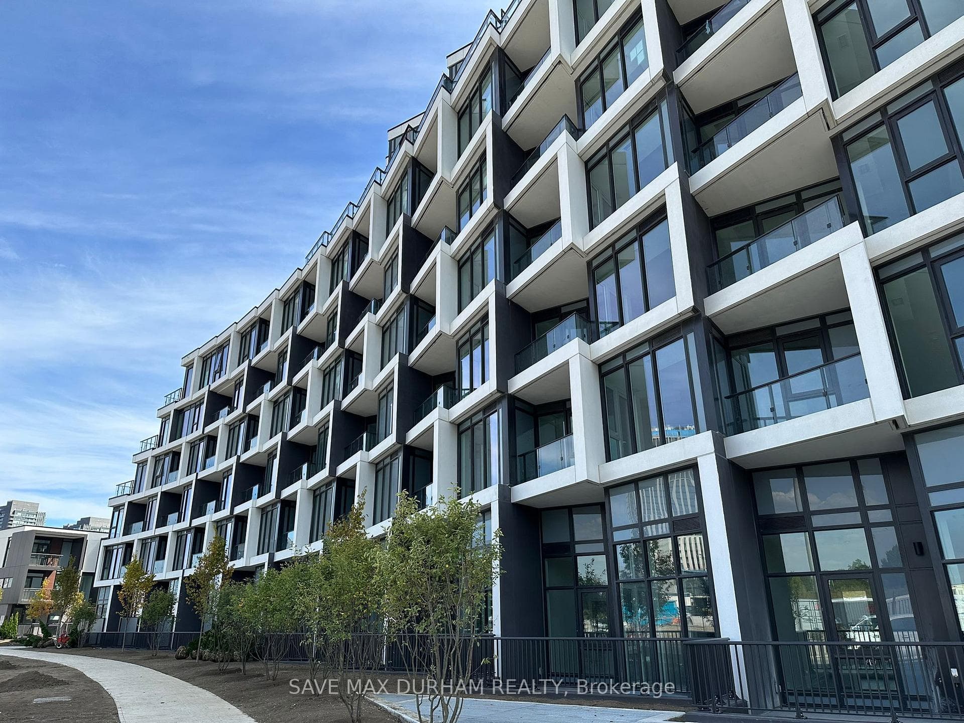 1 Kyle Lowry Road Unit 301, Don Mills / Parkwoods / Victoria Village, ON M3C 0S6 - Photo 1