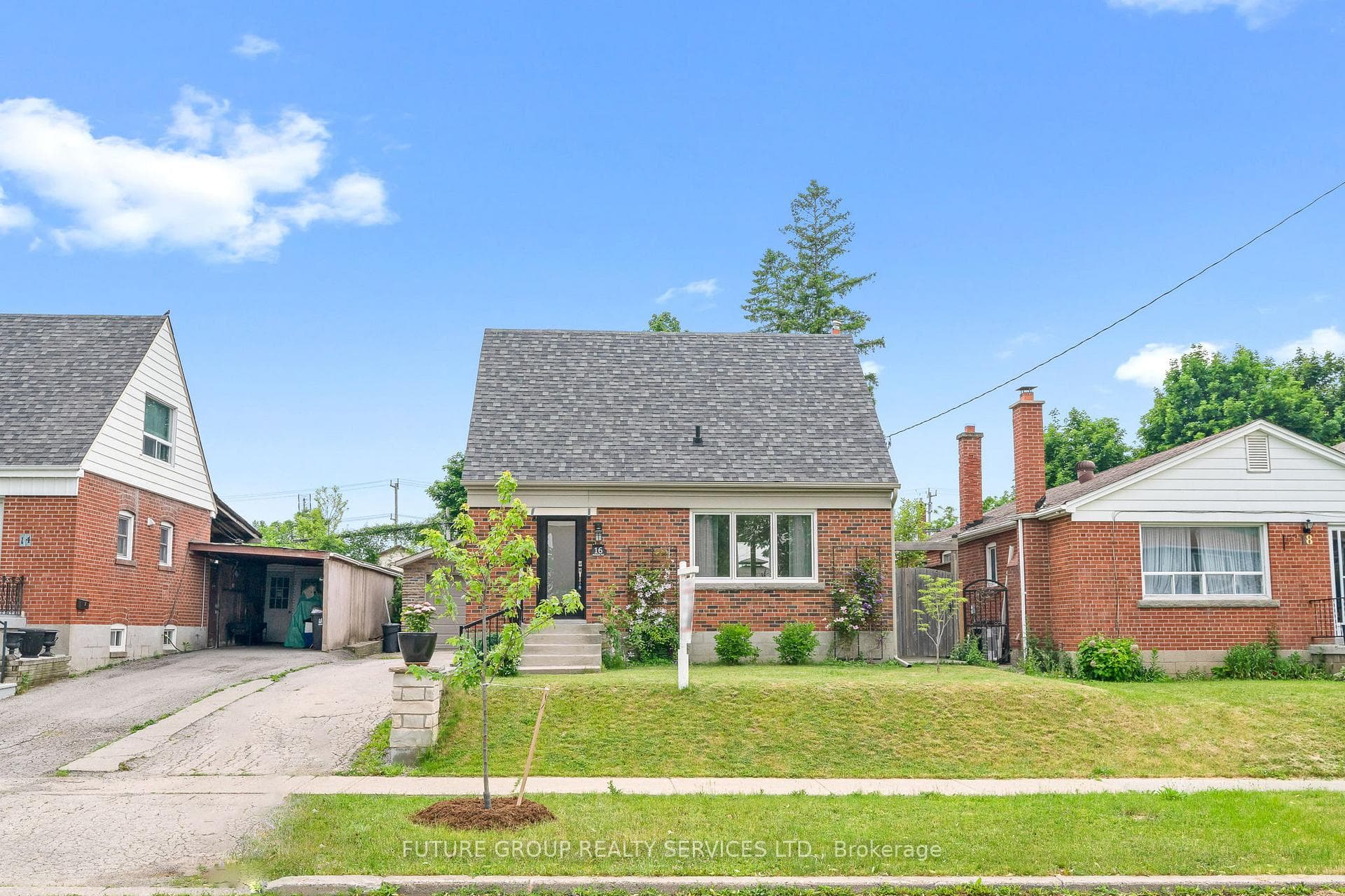 16 Bergen UPPER Avenue, Dorset Park / Kennedy Park, ON M1P 1R9 - Photo 1