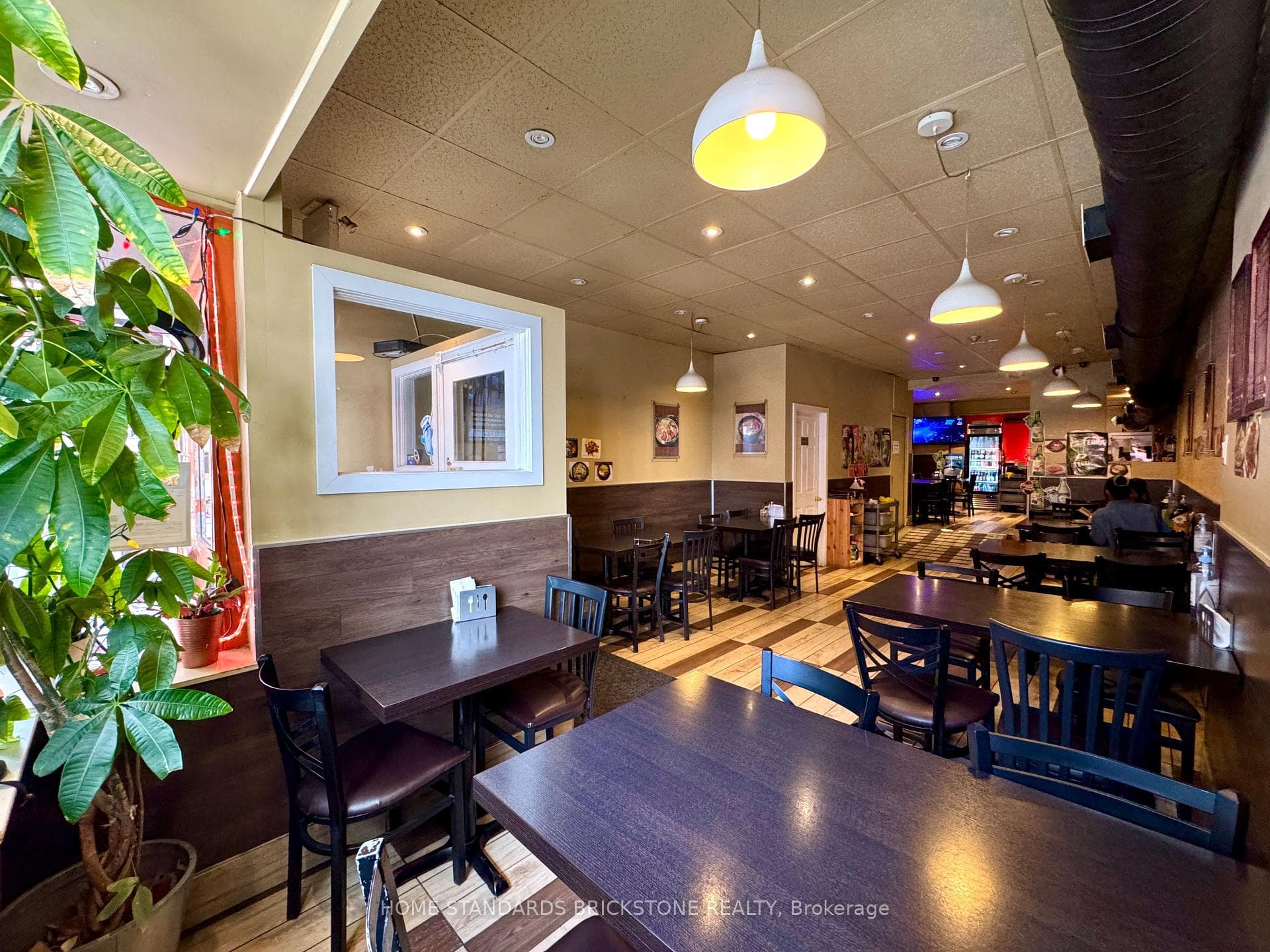 586 Bloor Street, Annex / Yorkville / Summerhill, ON M6G 1K4 - Photo 1