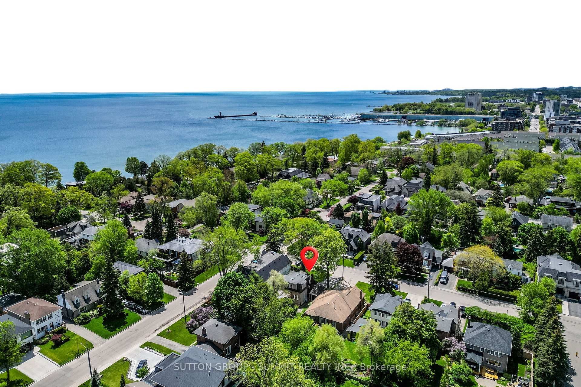 21 Cumberland Drive, Mississauga, ON L5G 3M7 - Photo 1