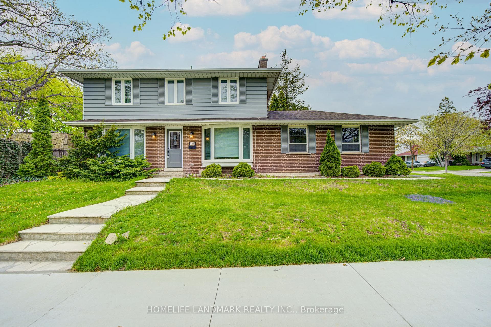 2532 Renzoni Road, Mississauga, ON L5K 1W9 - Photo 1