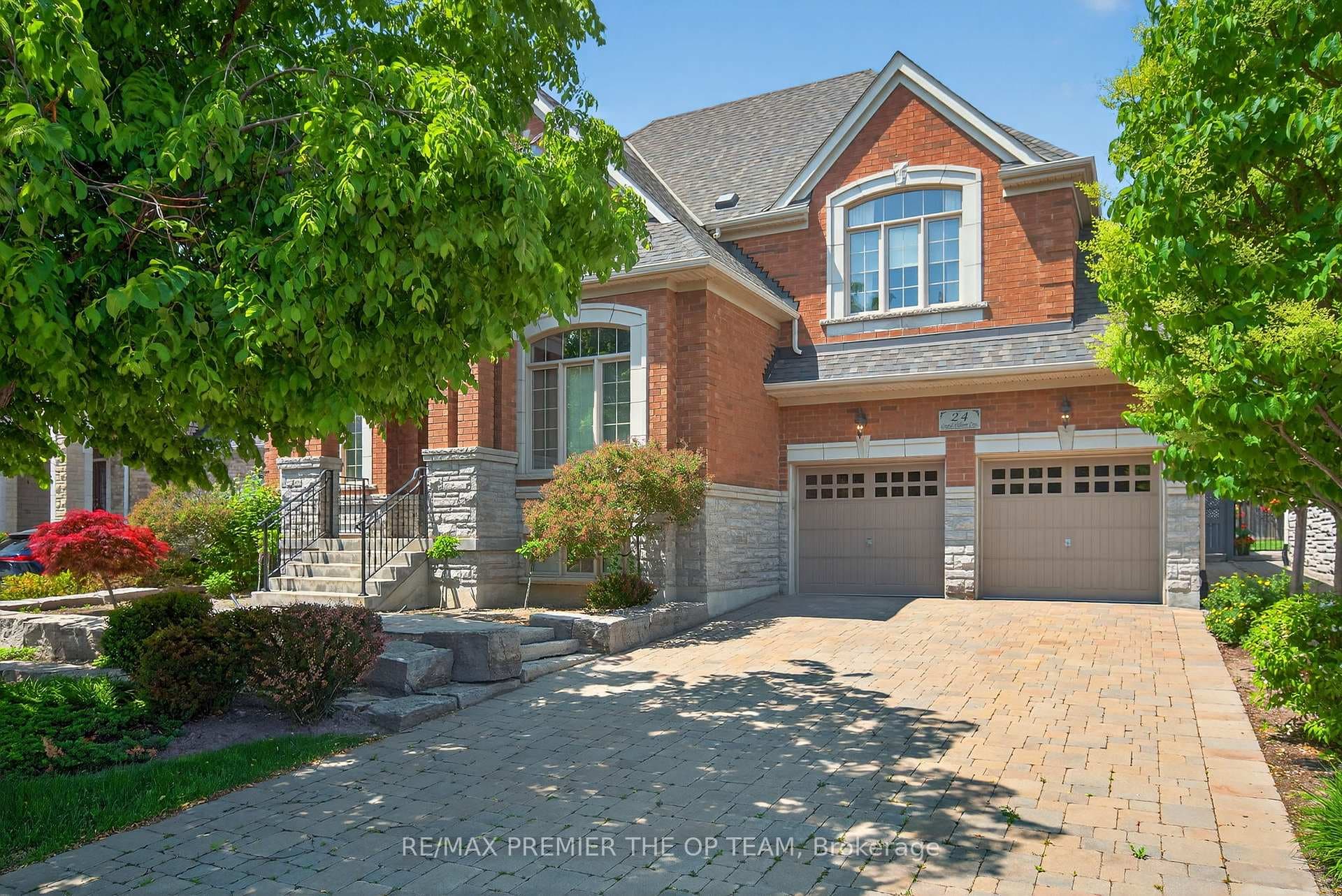 24 Grand Vellore Crescent, Vaughan