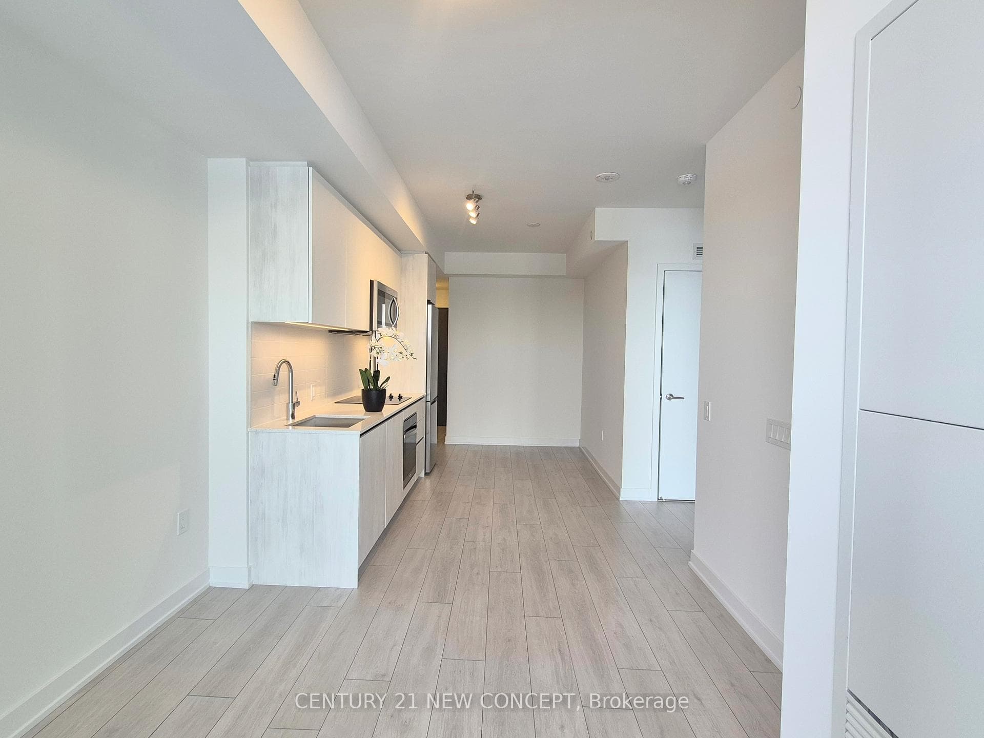 5858 YONGE Street Unit 303, Thornhill / Willowdale, ON M2M 0C6 - Photo 1