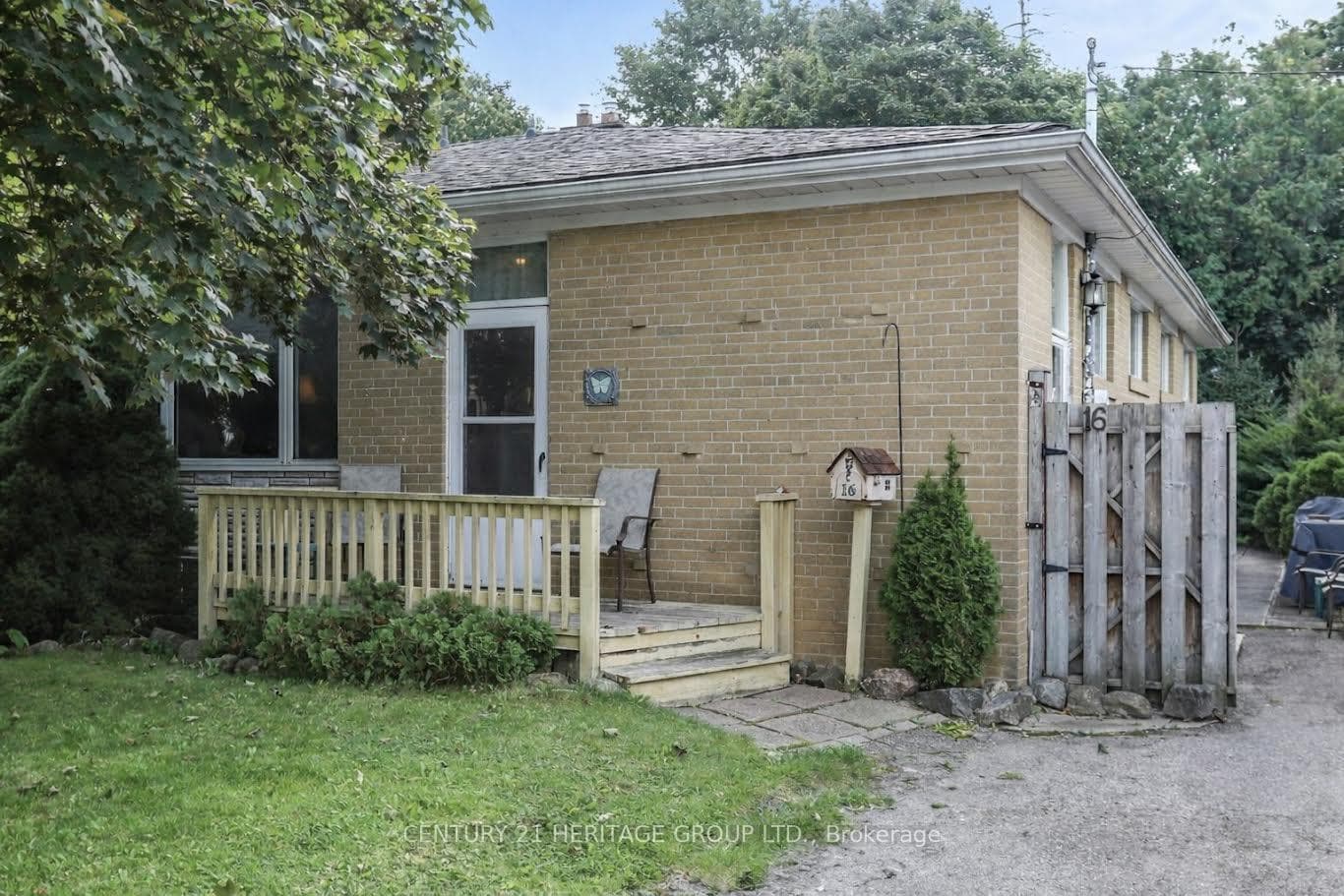 16 Bailey Crescent Unit Bsmt, Aurora, ON L4G 2B3 - Photo 1