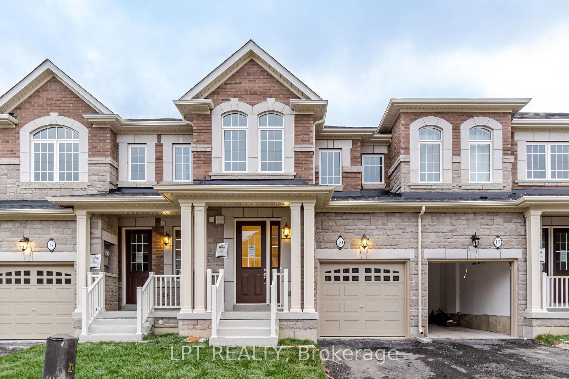 10 Gosset Road, Brampton, ON L7A 0C3 - Photo 1
