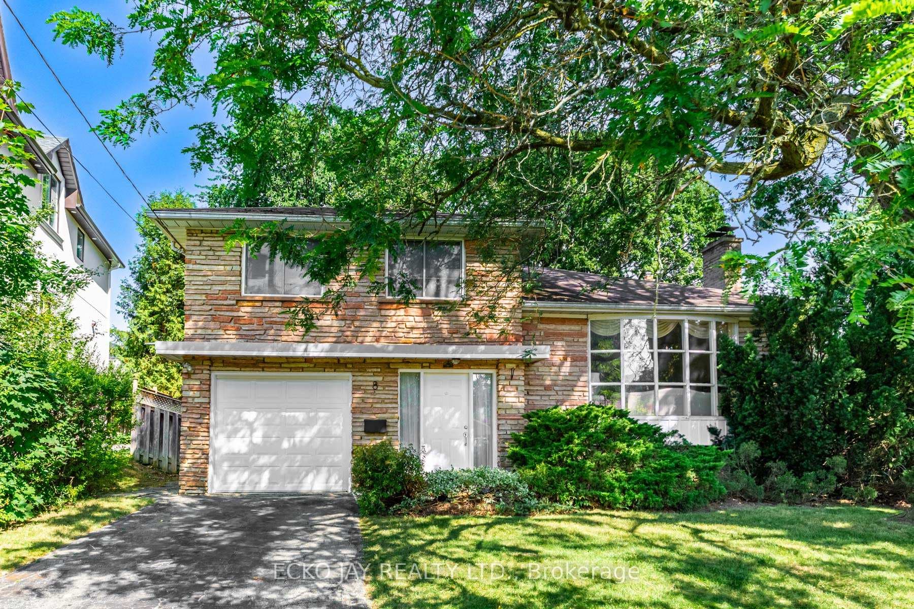 8 Longwood Drive, Don Mills / Parkwoods / Victoria Village, ON M3B 1T7 - Photo 1