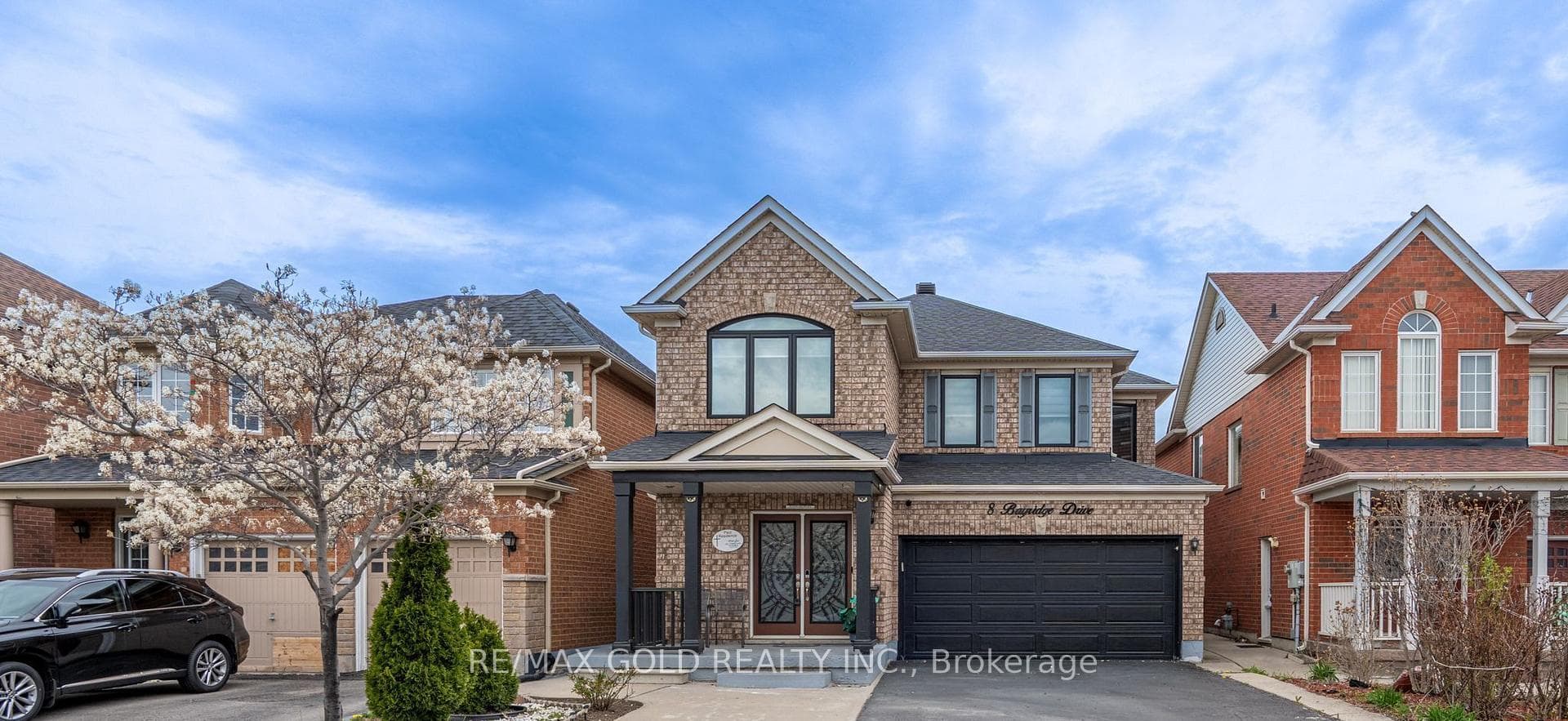 8 Bayridge Drive, Brampton, ON L6P 2H8 - Photo 1