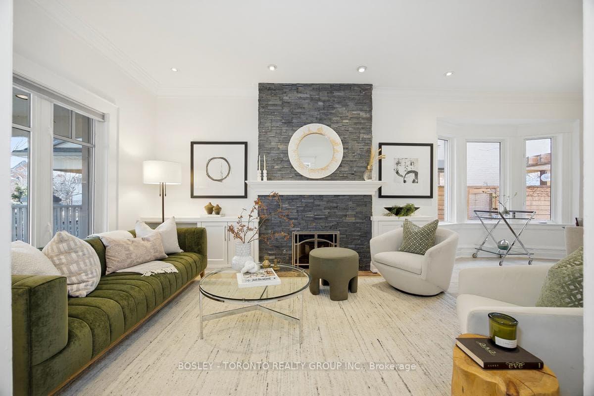 334 Pacific Avenue, Bloor West Village / Swansea, ON M6P 2P9 - Photo 1