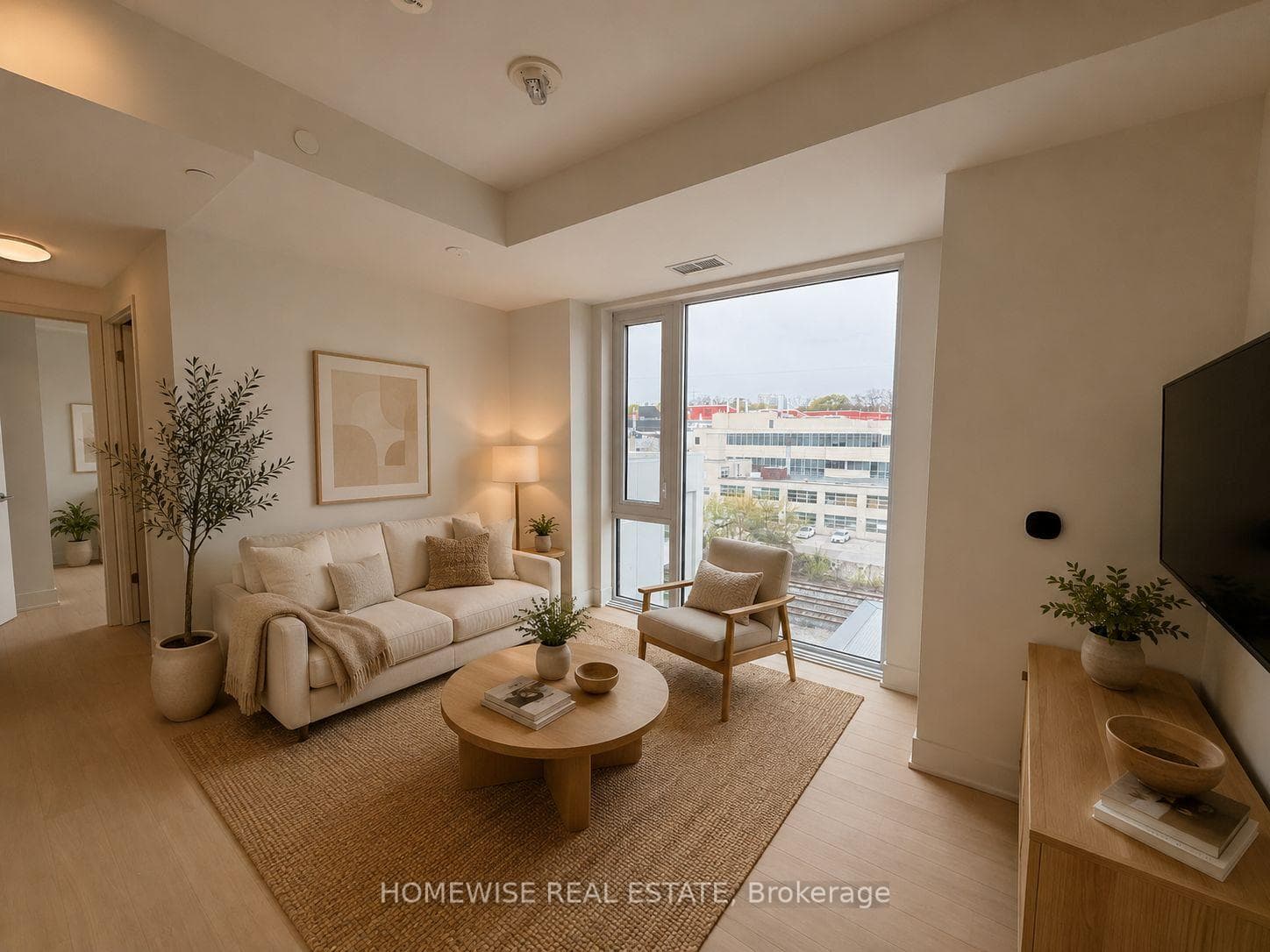 322 Dupont Street Unit 608, Annex / Yorkville / Summerhill, ON M5R 0E3 - Photo 1