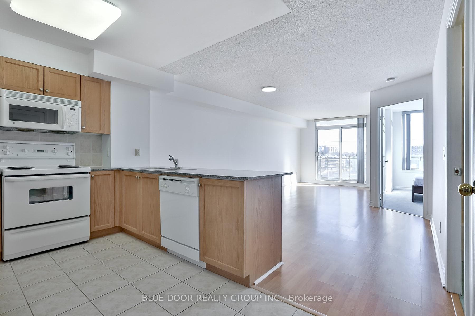 1730 Eglinton Avenue Unit Lph7, Don Mills / Parkwoods / Victoria Village, ON M4A 2X9 - Photo 1