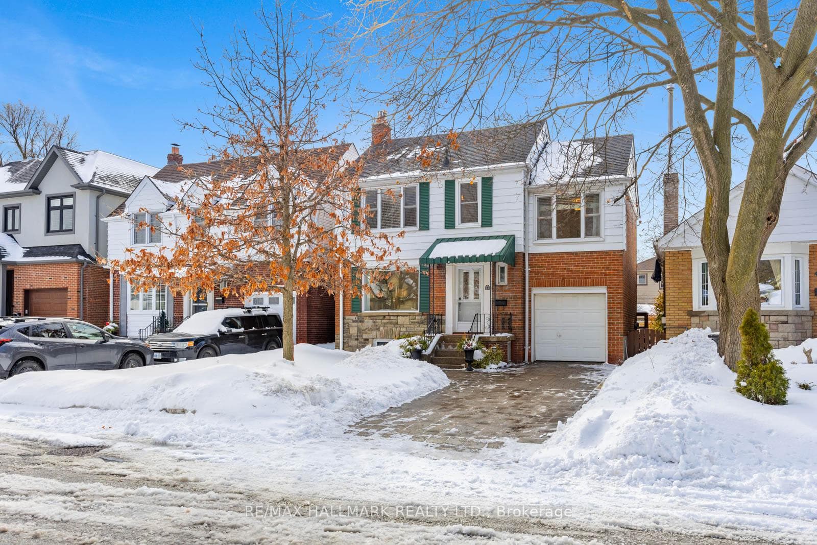 18 Elmview Drive, Birch Cliff / Cliffside, ON M1N 2W4 - Photo 1