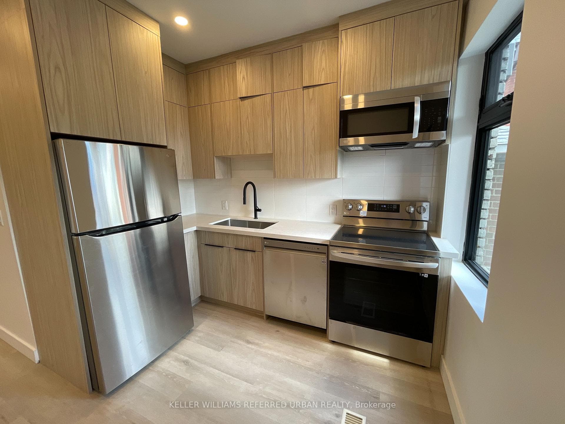 1821 Davenport Road Unit Main, Keelesdale / Eglinton West, ON M6N 1B8 - Photo 1