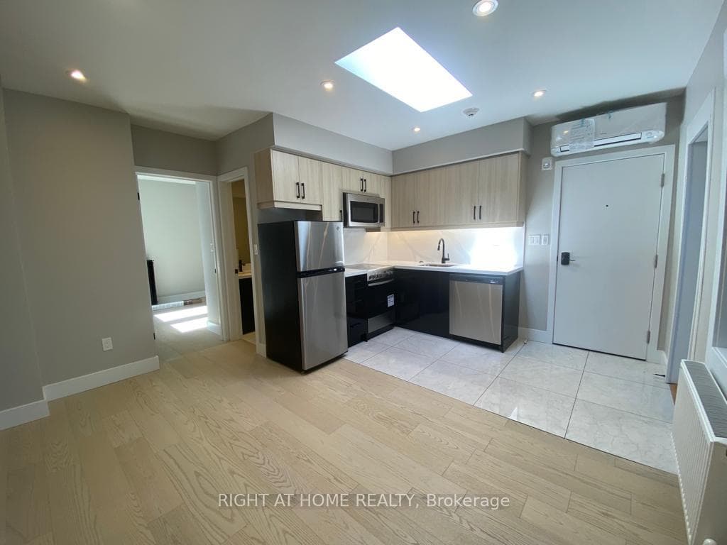 411 Roncesvalles Avenue Unit 3B, High Park / Junction / Roncesvalles, ON M6R 3B2 - Photo 1