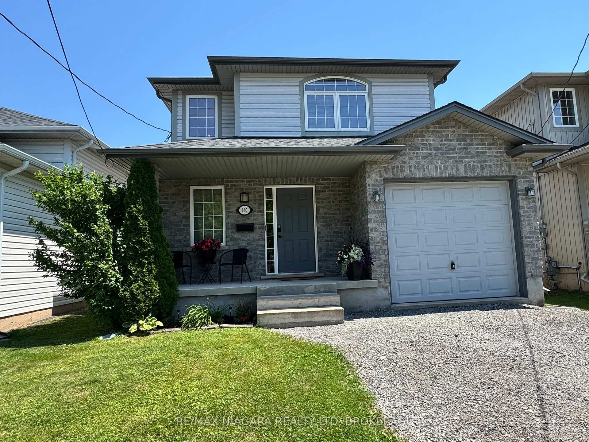 160 WALLACE Avenue, Welland, ON L3B 1R5 - Photo 1
