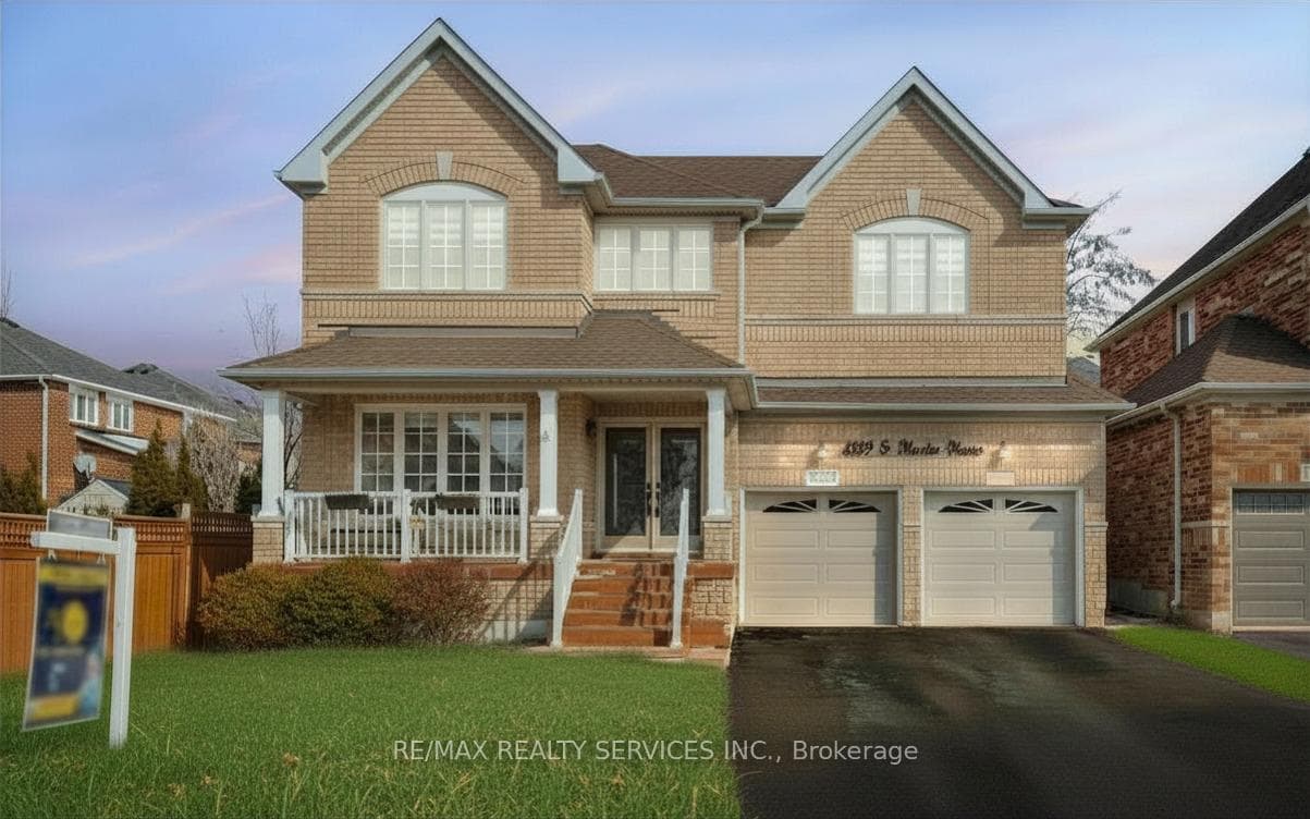 4829 St. Martin Mews, Mississauga, ON L5M 7J9 - Photo 1