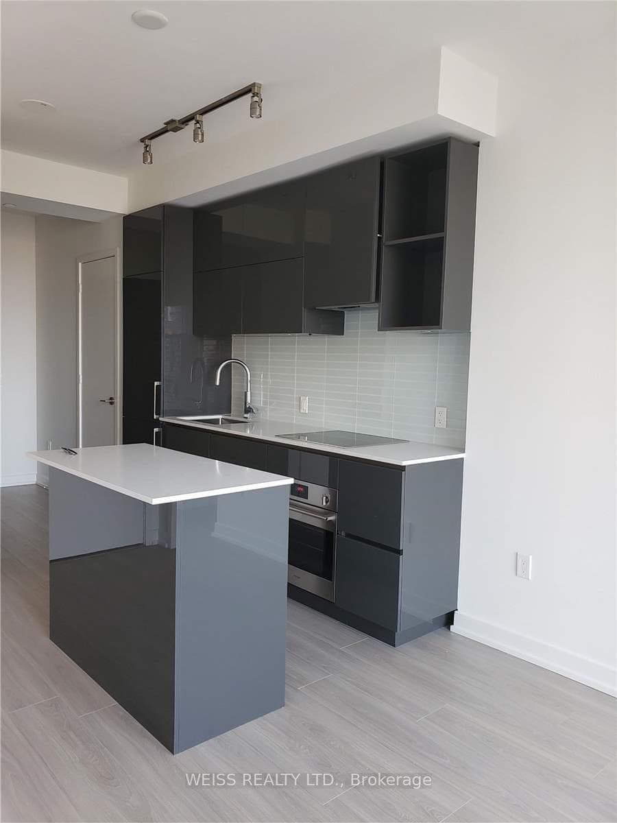 1 Yorkville Avenue Unit 1309, Toronto C02