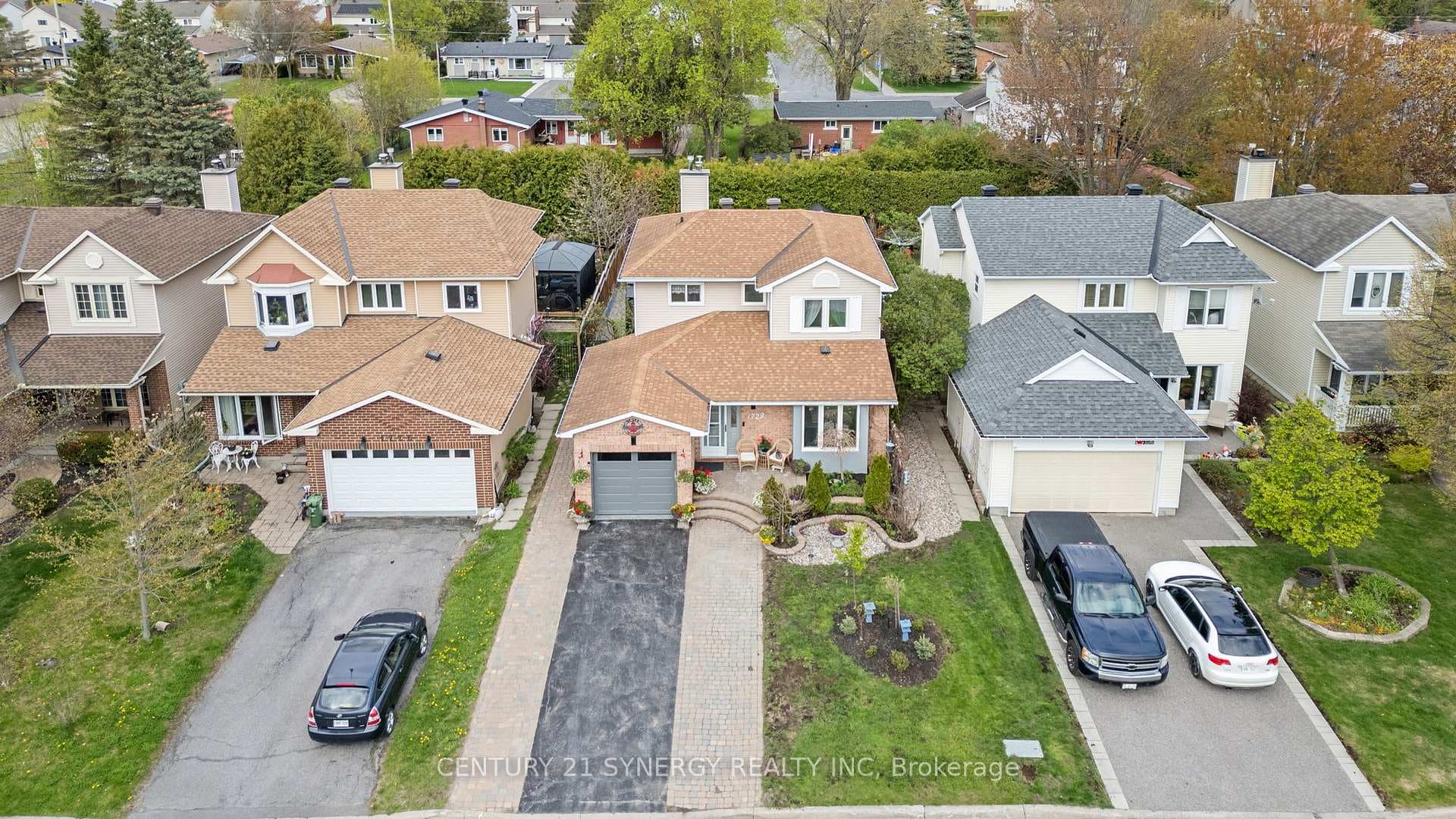 1728 Teakdale Avenue, Orleans - Convent Glen and Area