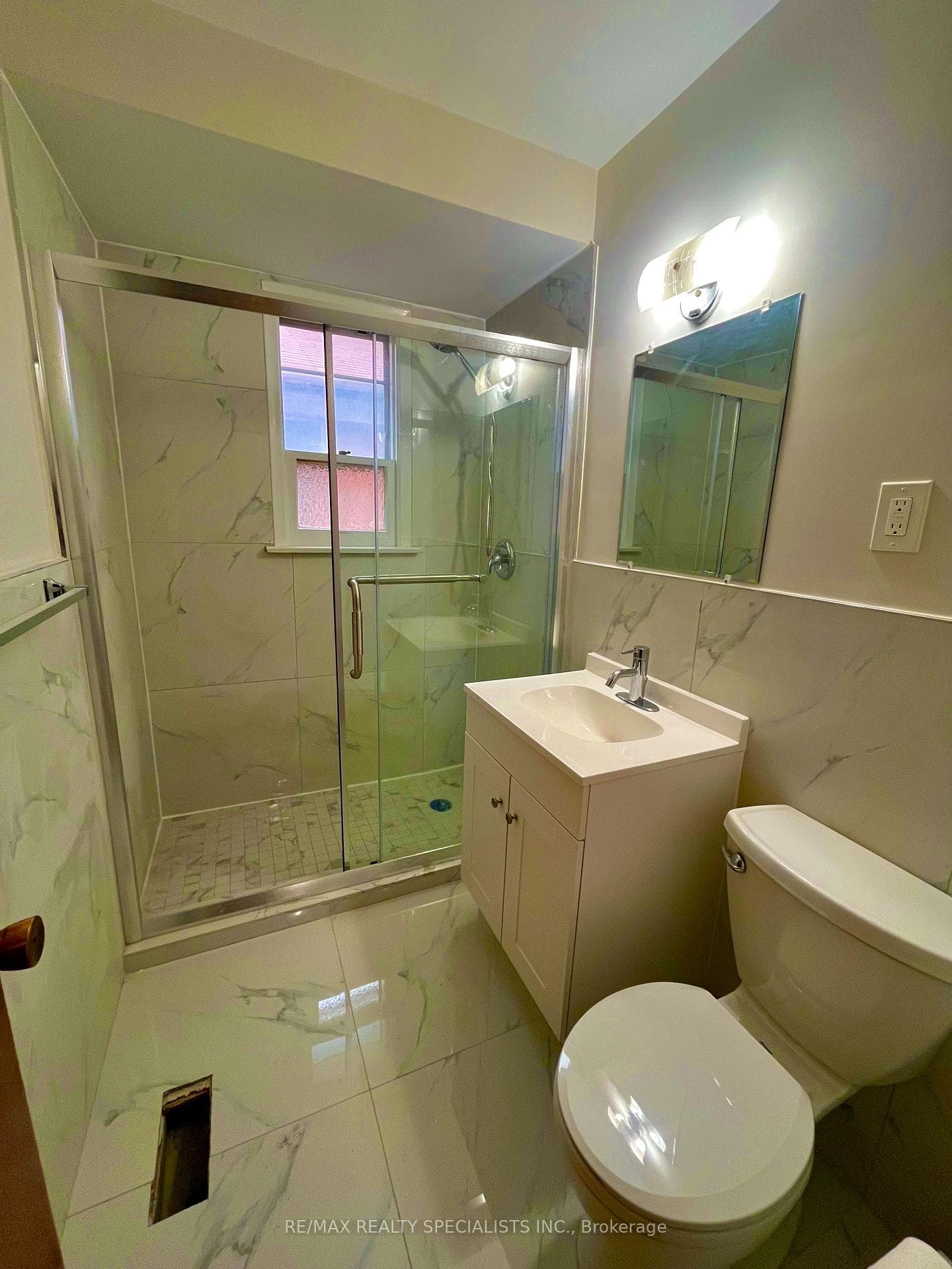 66 August Avenue Unit Room B, Birch Cliff / Cliffside, ON M1L 3N2 - Photo 1