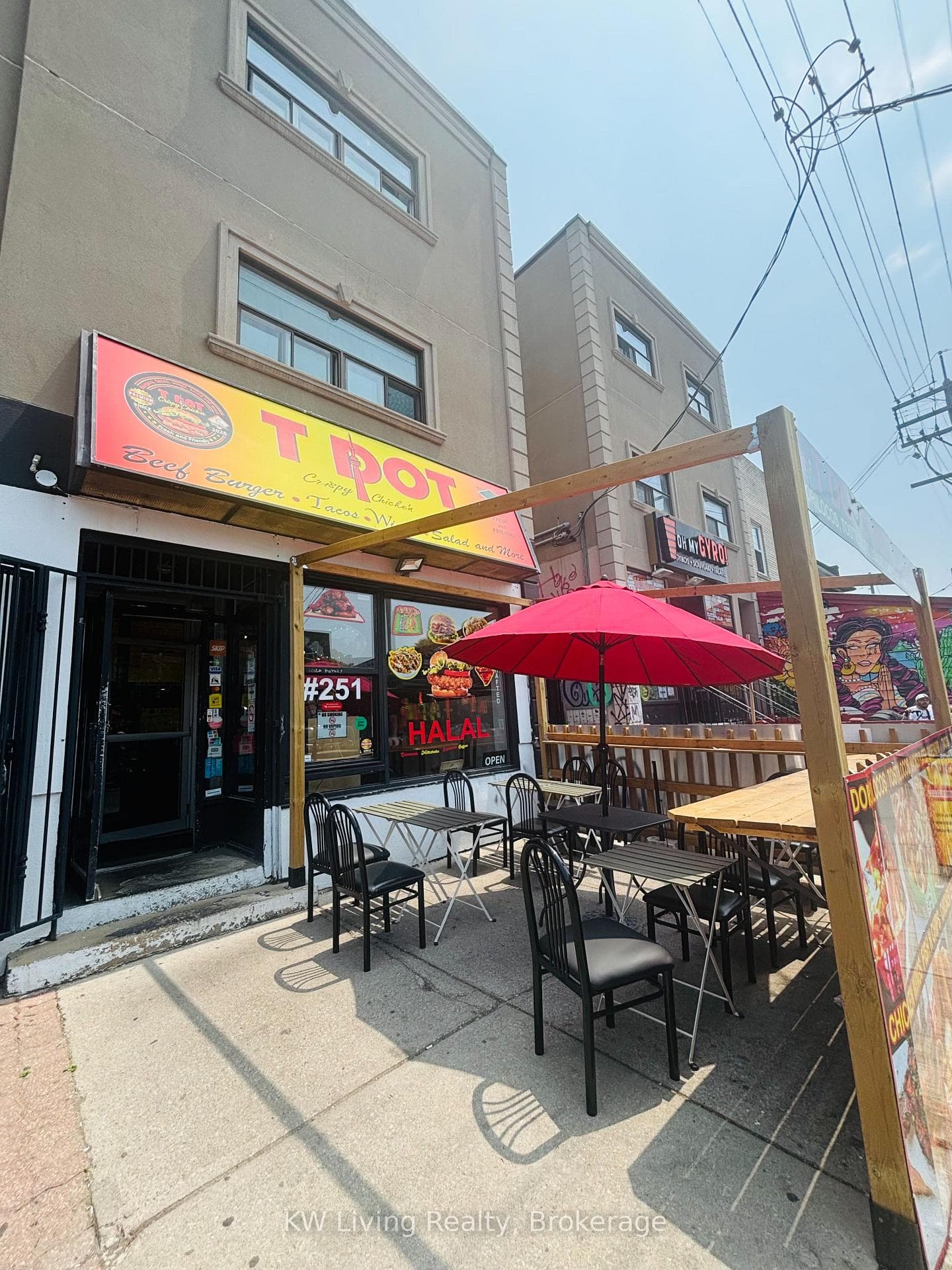 251 Augusta Avenue, Downtown Toronto / Waterfront, ON M5T 2L8 - Photo 1