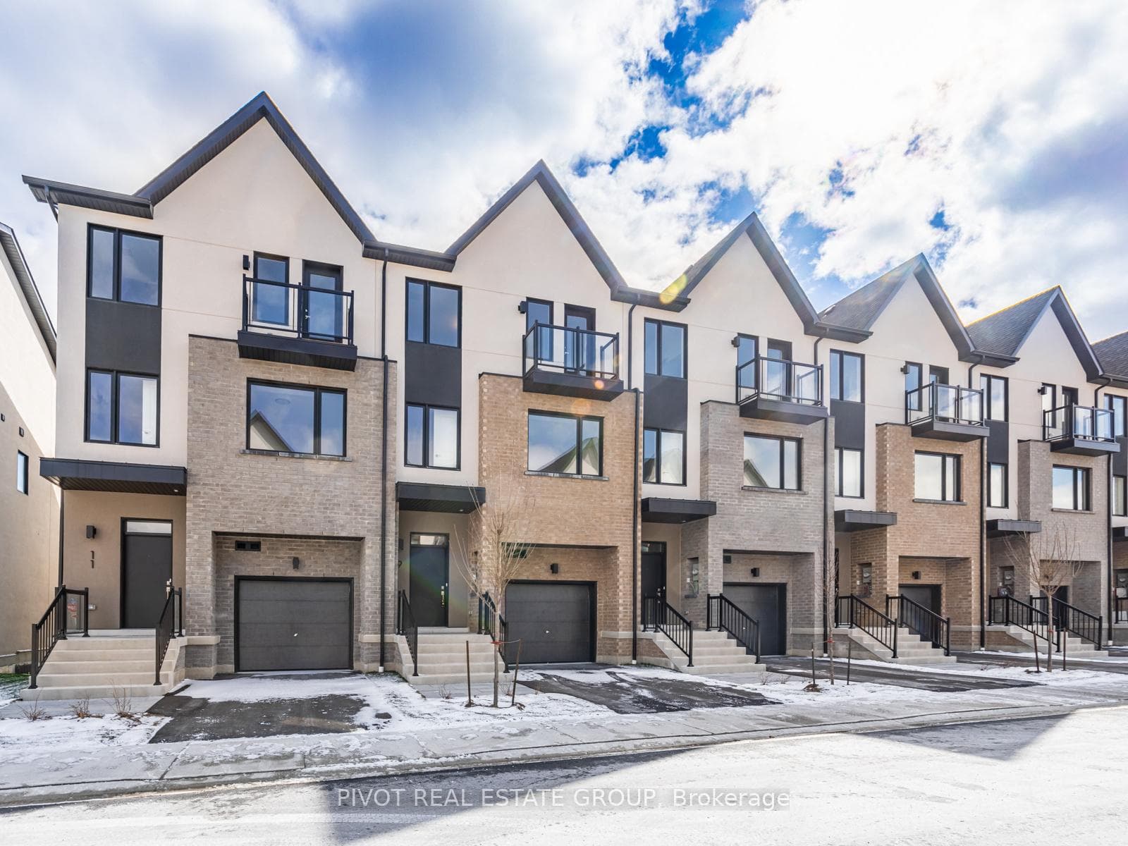 9 Lively Way, Whitby, ON L1R 0S3 - Photo 1