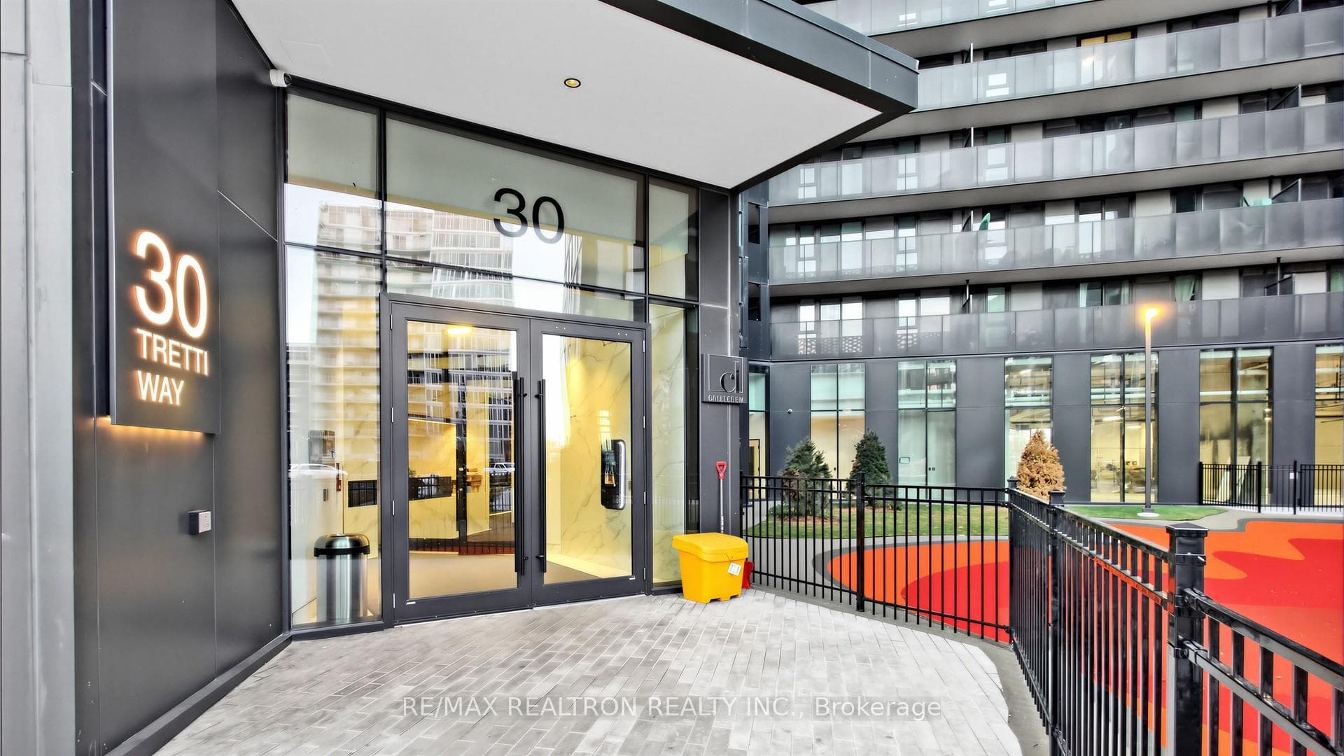 30 Tretti Way N/A Unit 601, North York (Bathurst Manor / Clanton Park), ON M3H 0E3 - Photo 1