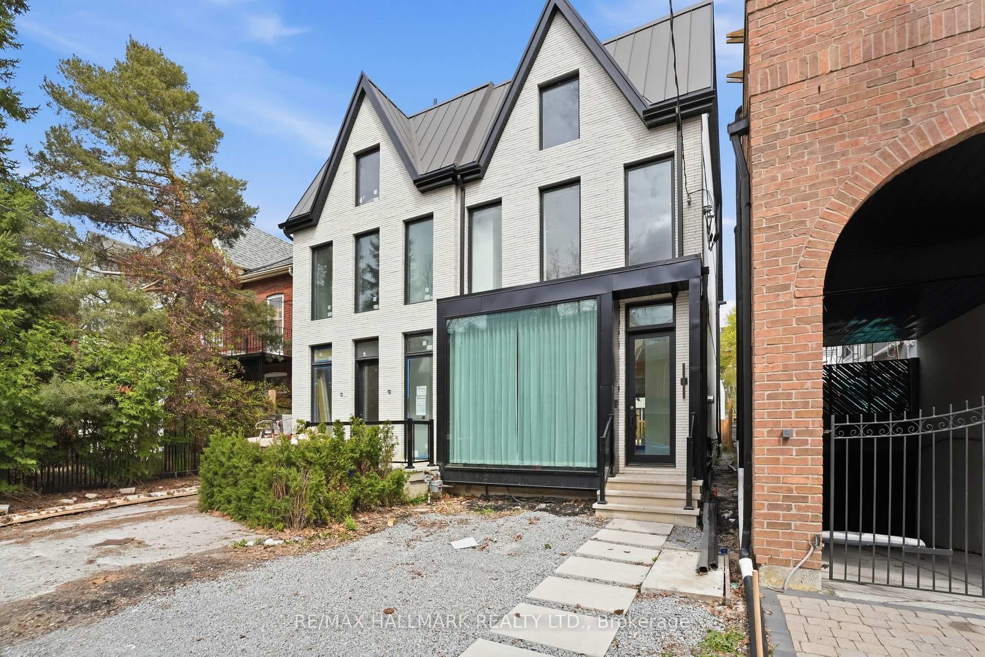 48 Shaftesbury Avenue, Rosedale / Moore Park, ON M4T 1A2 - Photo 1