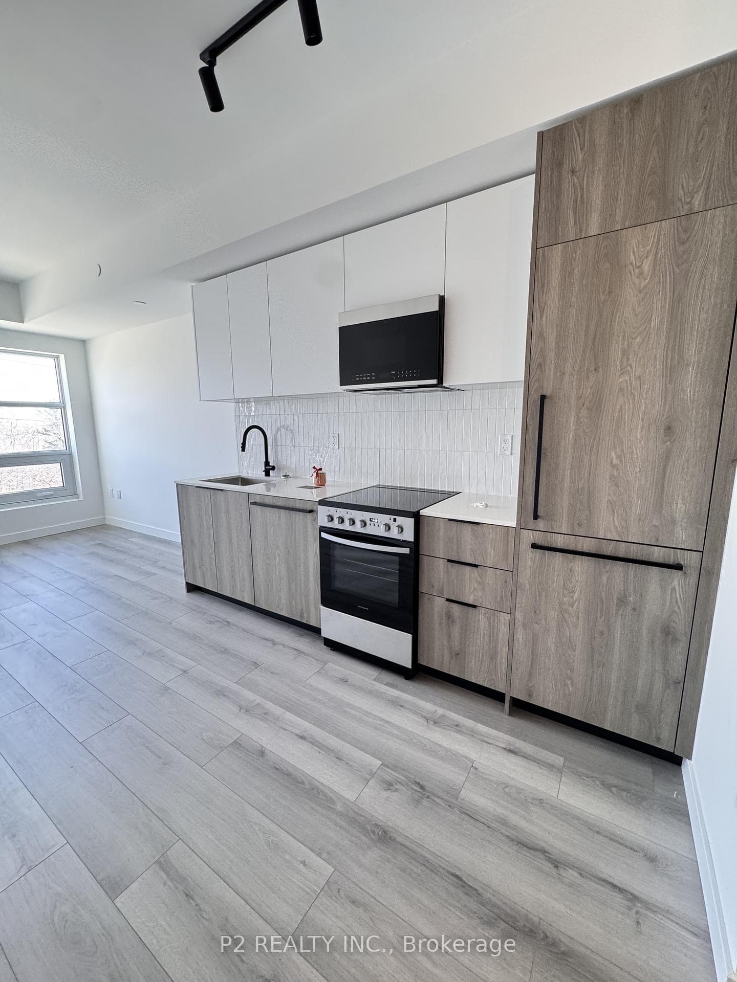 1635 MILITARY Trail Unit 225, Rouge / Port Union / Malvern, ON M1C 1B2 - Photo 1