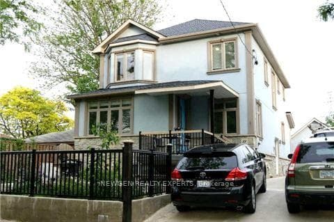 11 Benway Drive, Etobicoke (West Mall / Rexdale), ON M9W 1Z2 - Photo 1