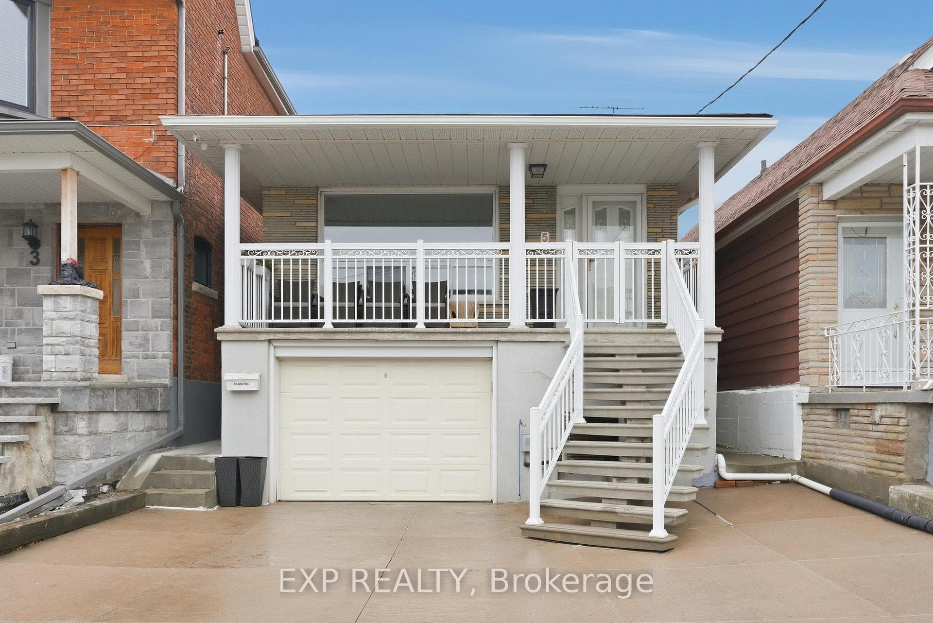 5 Hatherley Road, Keelesdale / Eglinton West, ON M6E 1V8 - Photo 1