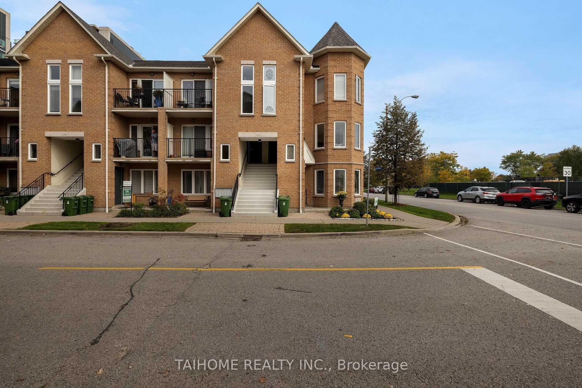 132 Aerodrome Crescent Unit 102, Flemingdon Park / Don Mills, ON M4G 4J2 - Photo 1