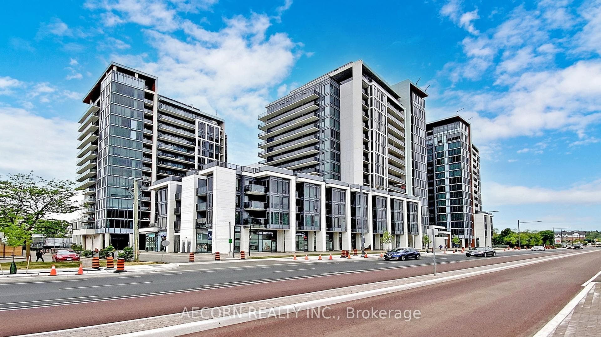 9600 Yonge Street Unit 1111B, Richmond Hill, ON L4C 0X3 - Photo 1