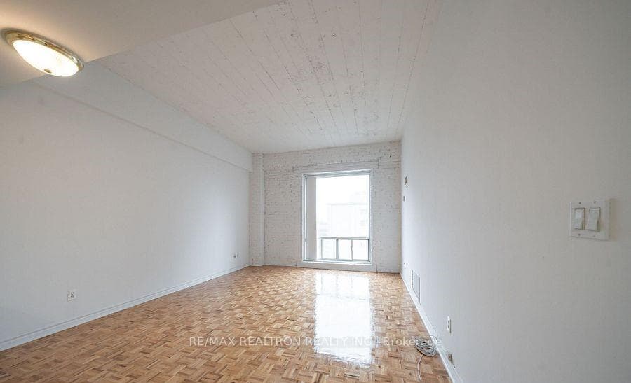 1401 Dupont Street Unit 409, Bloor West Village / Swansea, ON M6H 4J7 - Photo 1