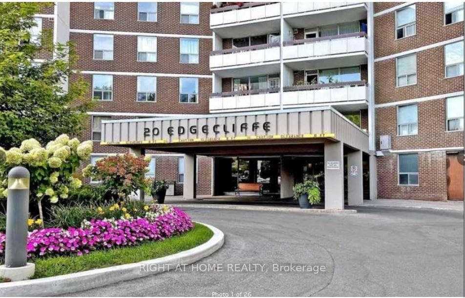 20 Edgecliff Golfway Unit 1403, Flemingdon Park / Don Mills, ON M3C 3A4 - Photo 1