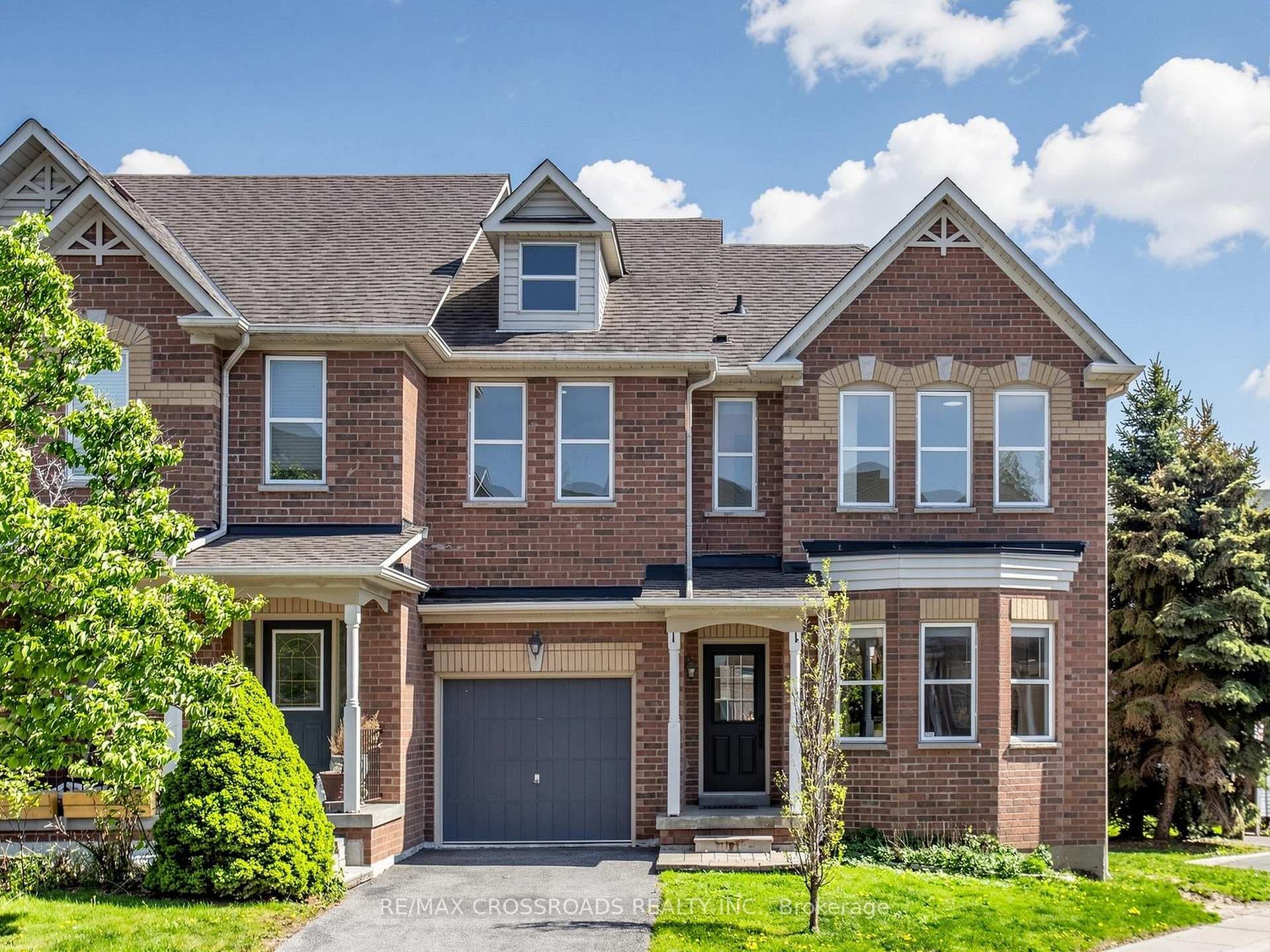 52 DREW KELLY Way, Markham