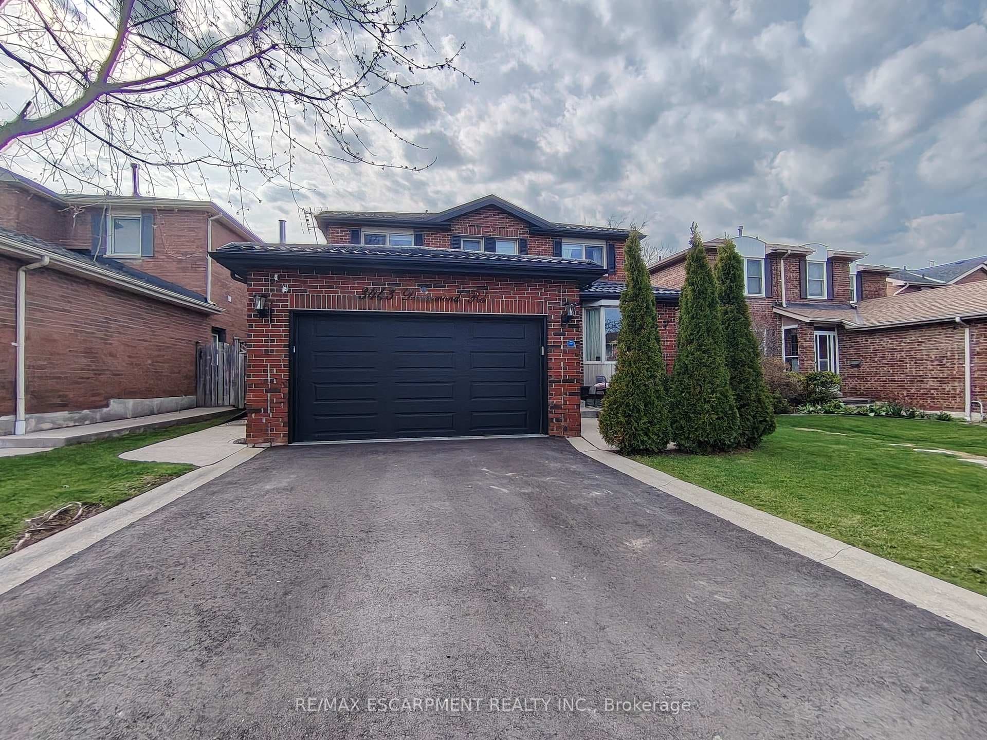 3443 DRUMMOND Road Unit LOWER, Mississauga, ON L5L 4H3 - Photo 1
