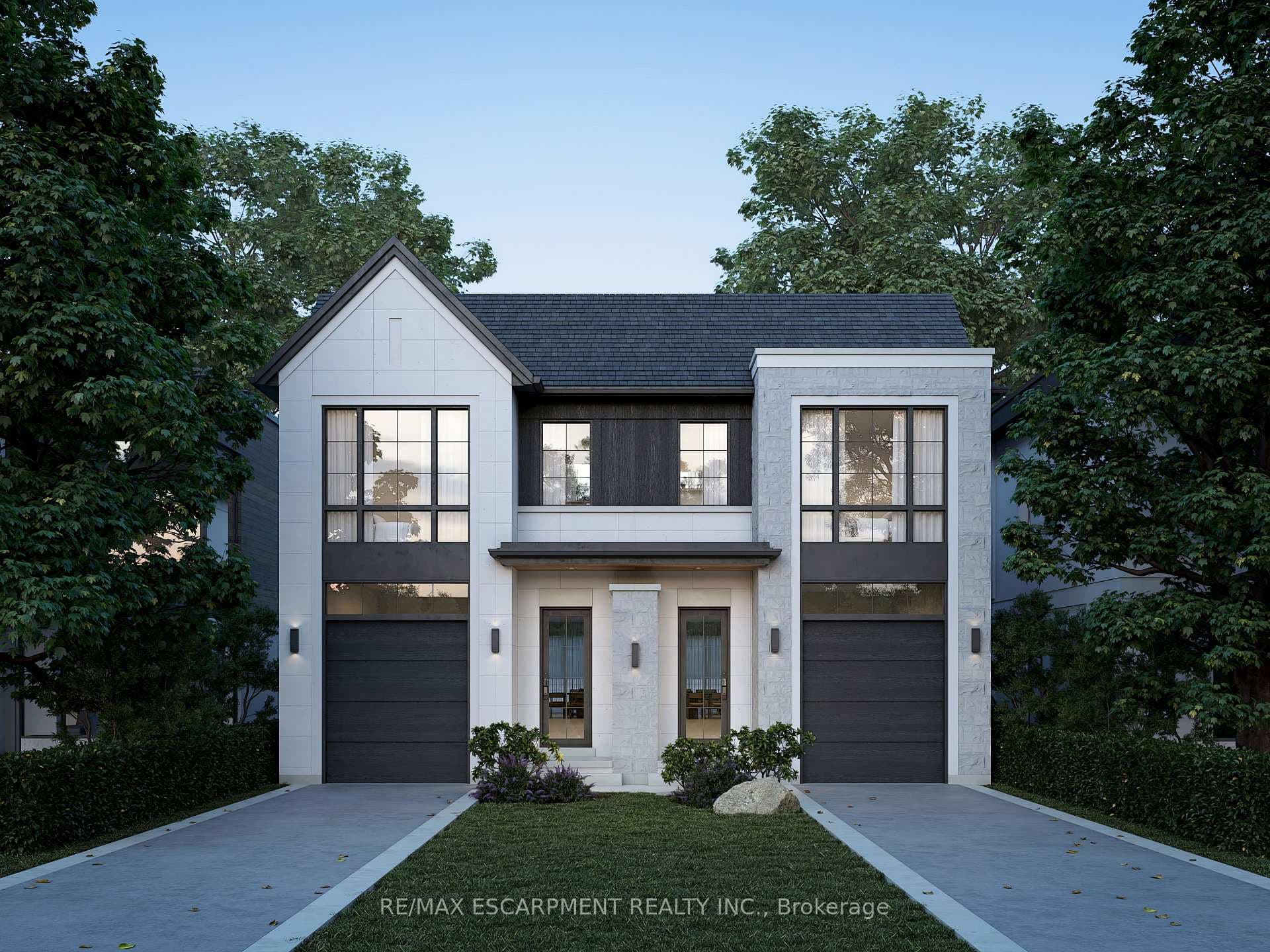 19B Broadview Avenue, Mississauga, ON L5H 2S8 - Photo 1