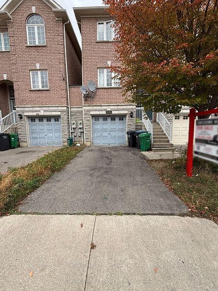5797 Tiz Road, Mississauga, ON L5R 0B4 - Photo 1