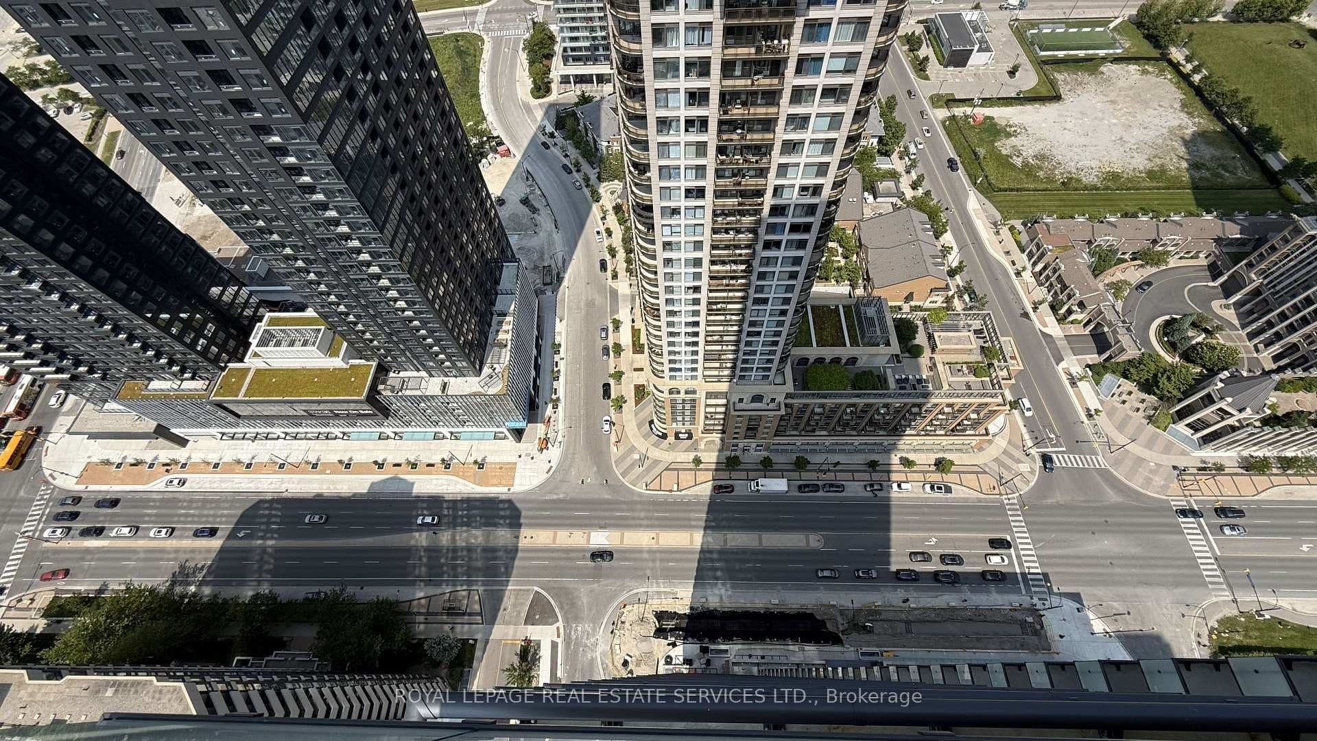 430 Square One Drive Unit 3811, Mississauga, ON L5B 0L6 - Photo 1