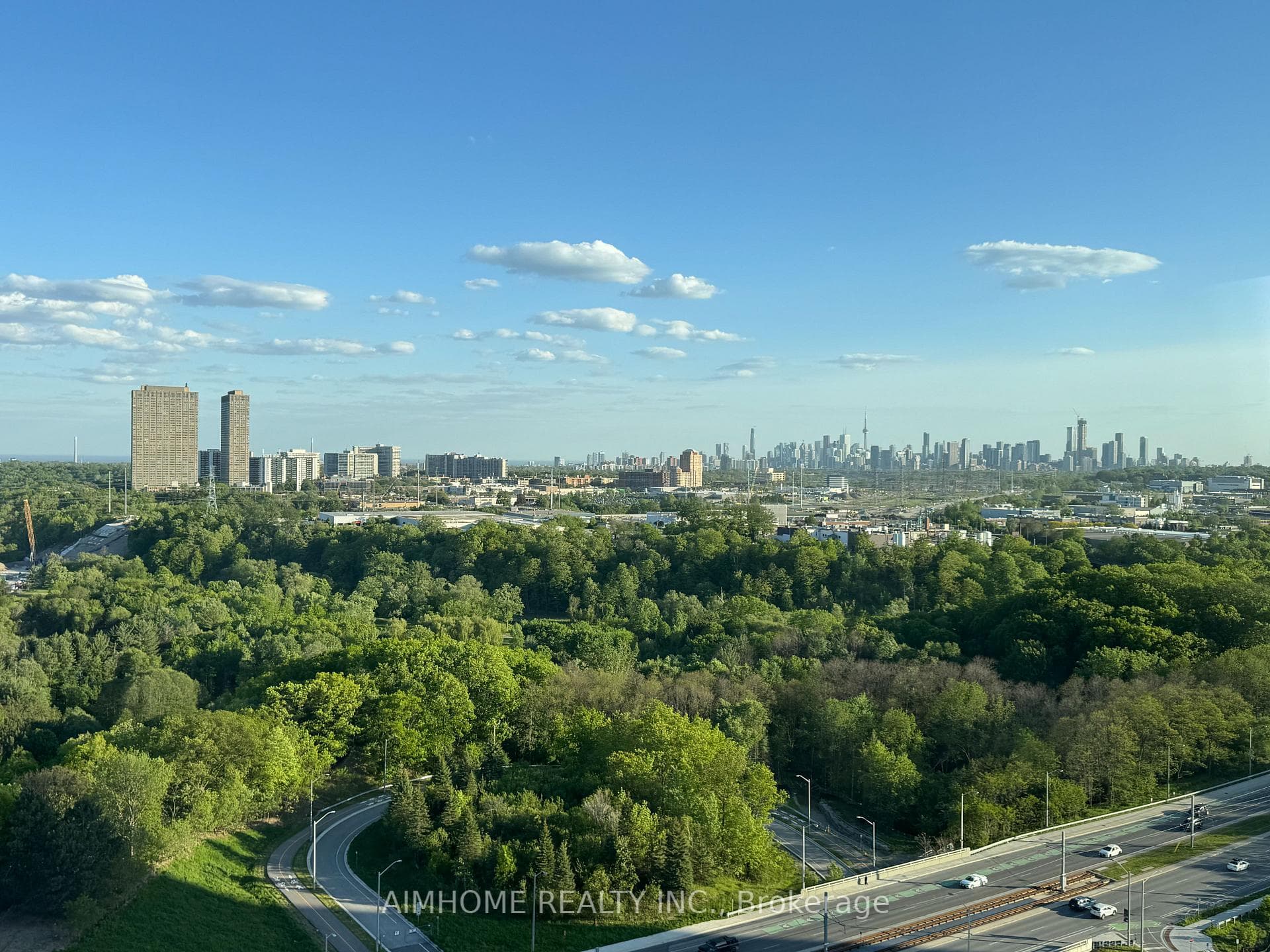 5 Quarrington Lane Unit 1811, Don Mills / Parkwoods / Victoria Village, ON M3C 1H7 - Photo 1