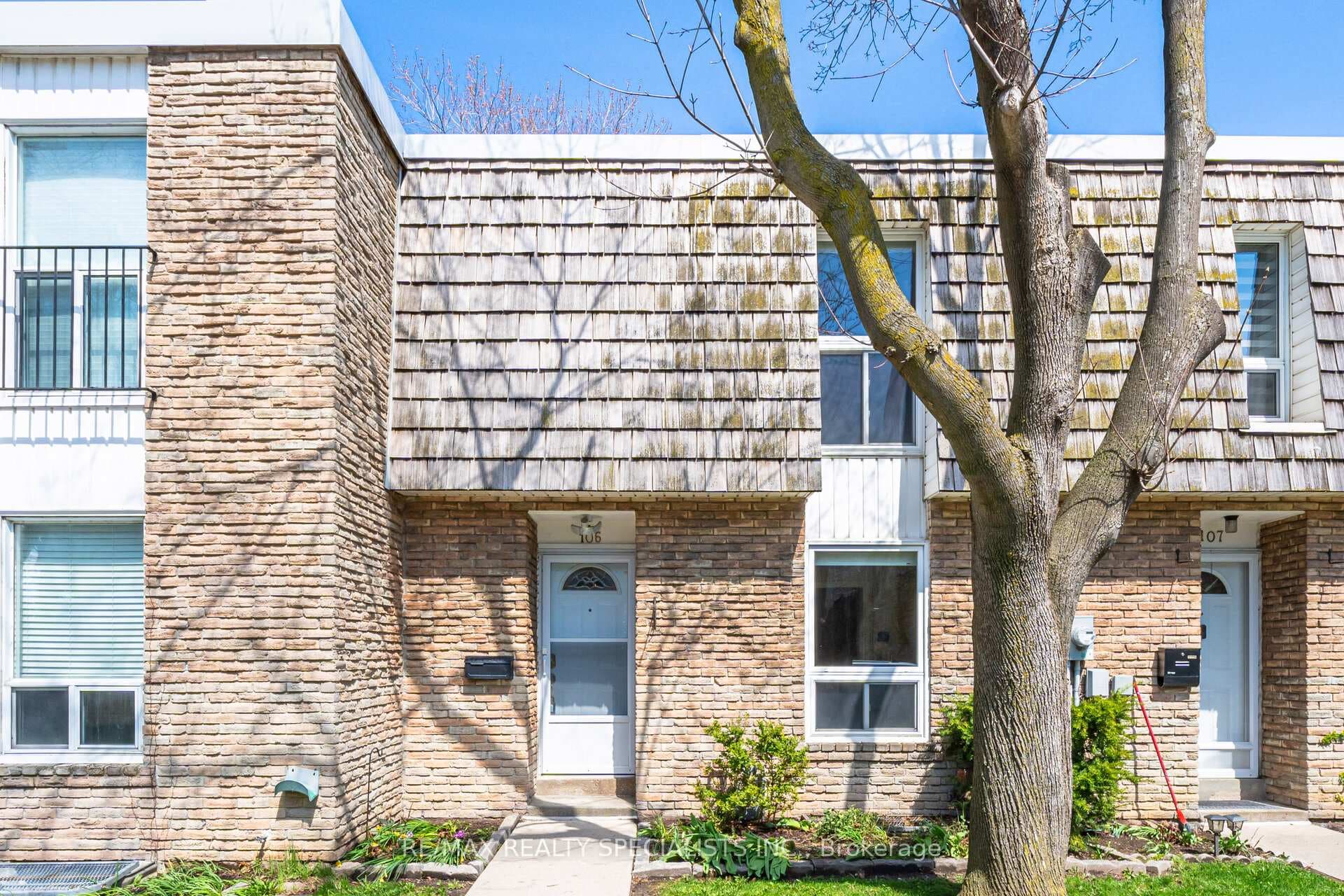 701 Burnhamthorpe Road Unit 106, Etobicoke (Islington / Rexdale), ON M9C 2Z6 - Photo 1