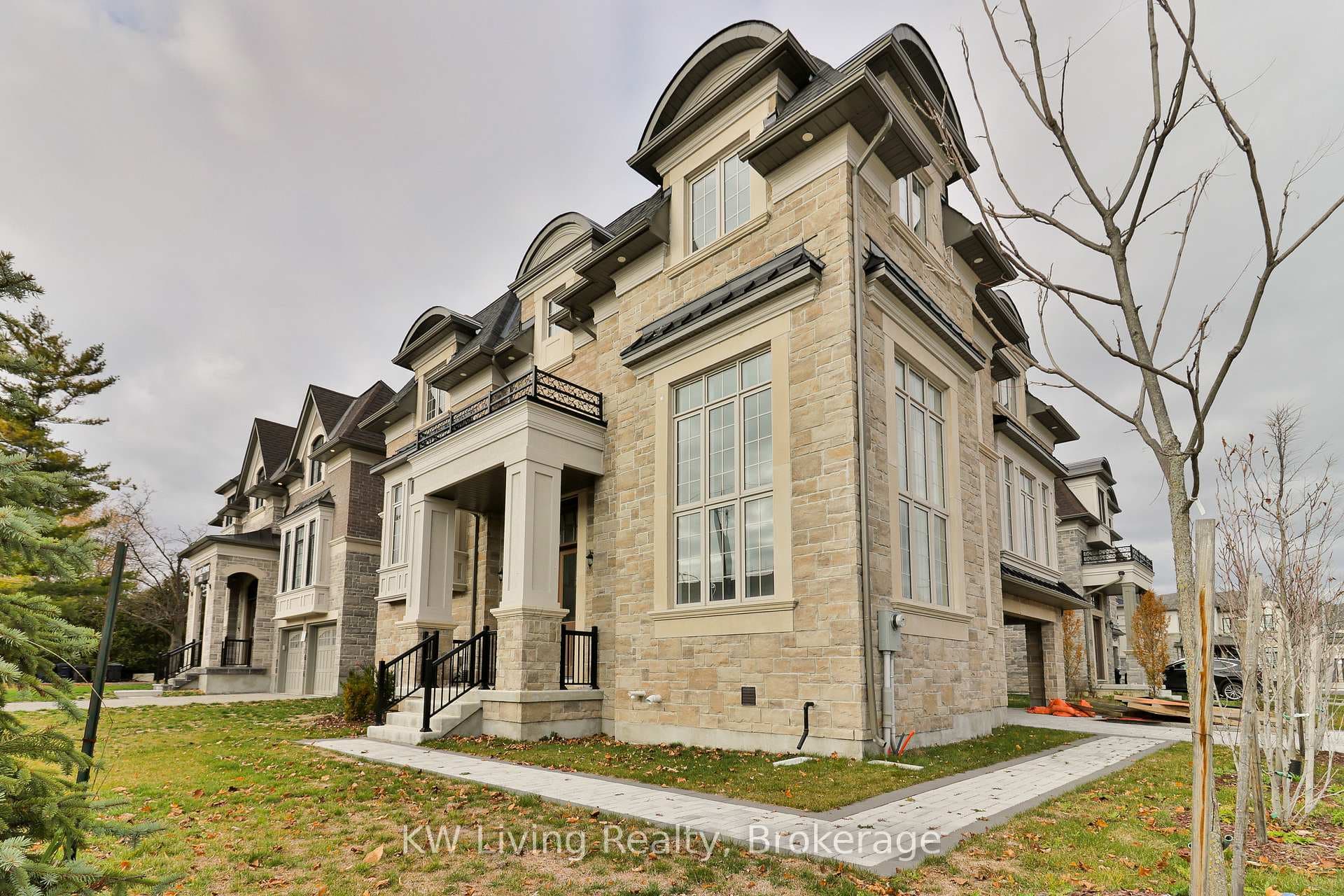166 Cummer Avenue, Willowdale / Newtonbrook, ON M2M 0B7 - Photo 1