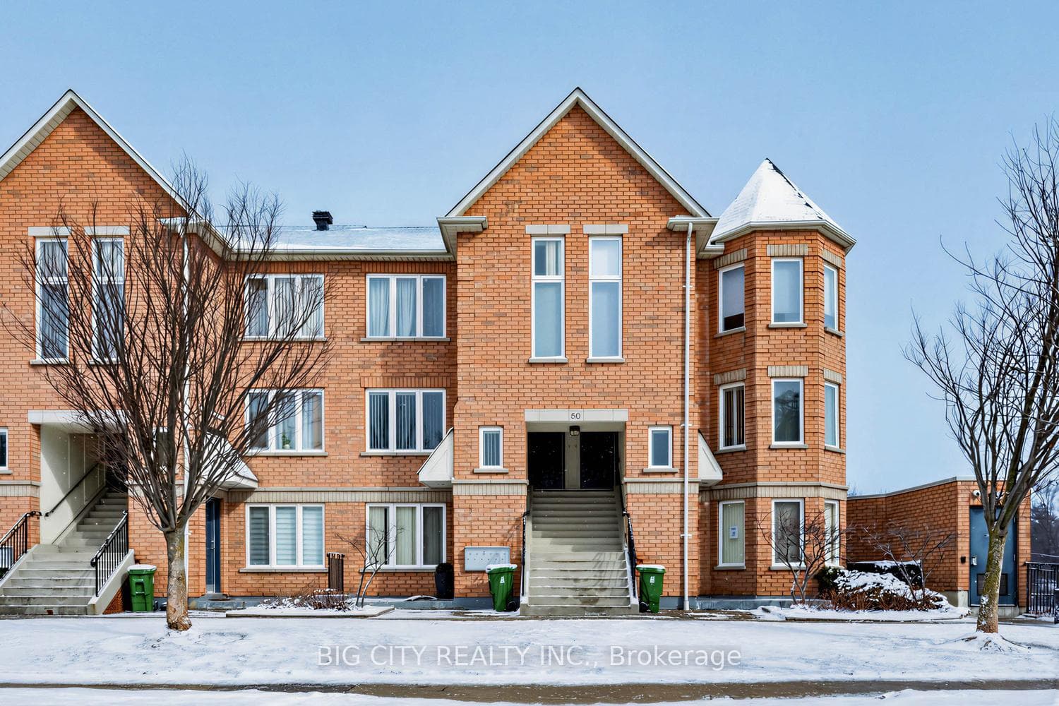 80 Aerodrome Crescent Unit 101, Flemingdon Park / Don Mills, ON M4G 4J1 - Photo 1