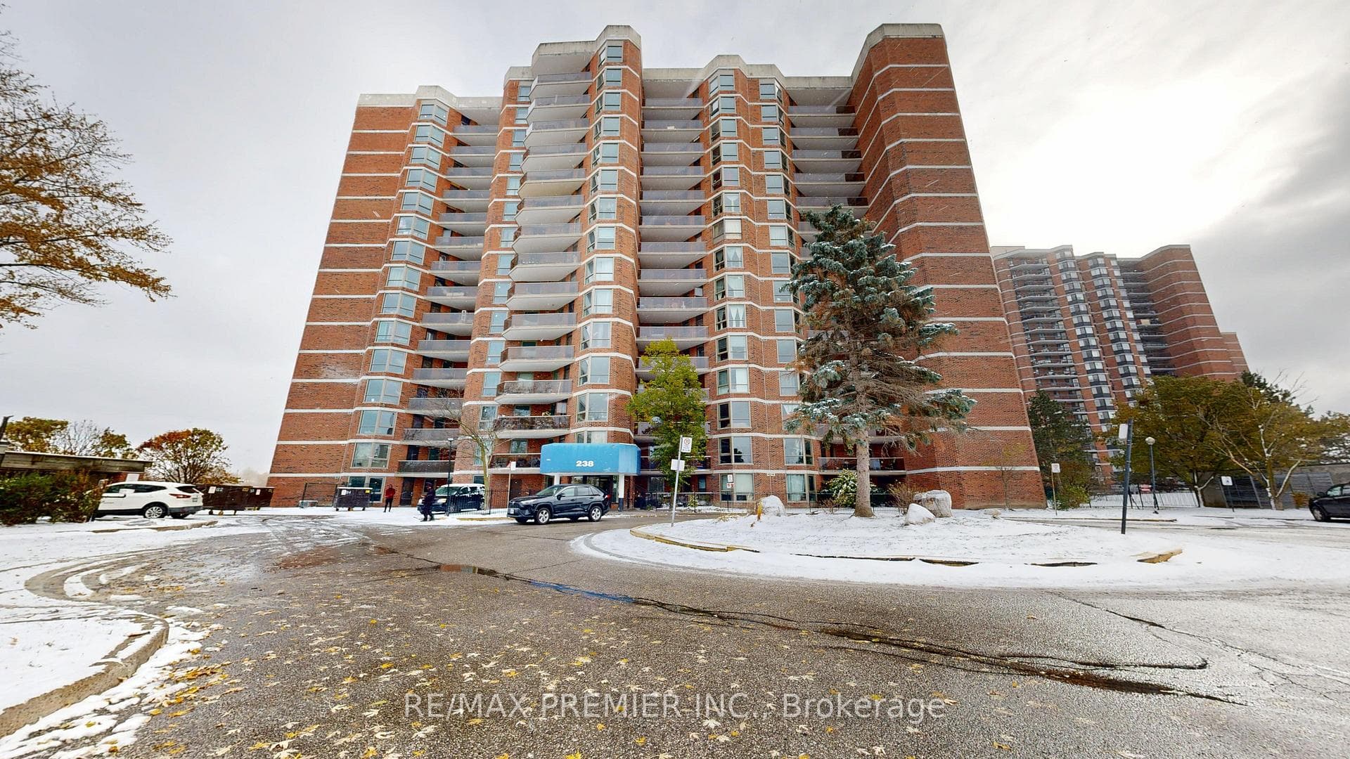 238 Albion Road Unit 1607, Etobicoke (West Mall / Rexdale), ON M9W 6A7 - Photo 1