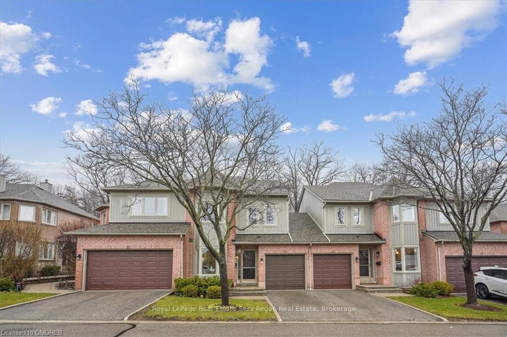 5490 GLEN ERIN Drive Unit 19, Mississauga, ON L5M 5R4 - Photo 1