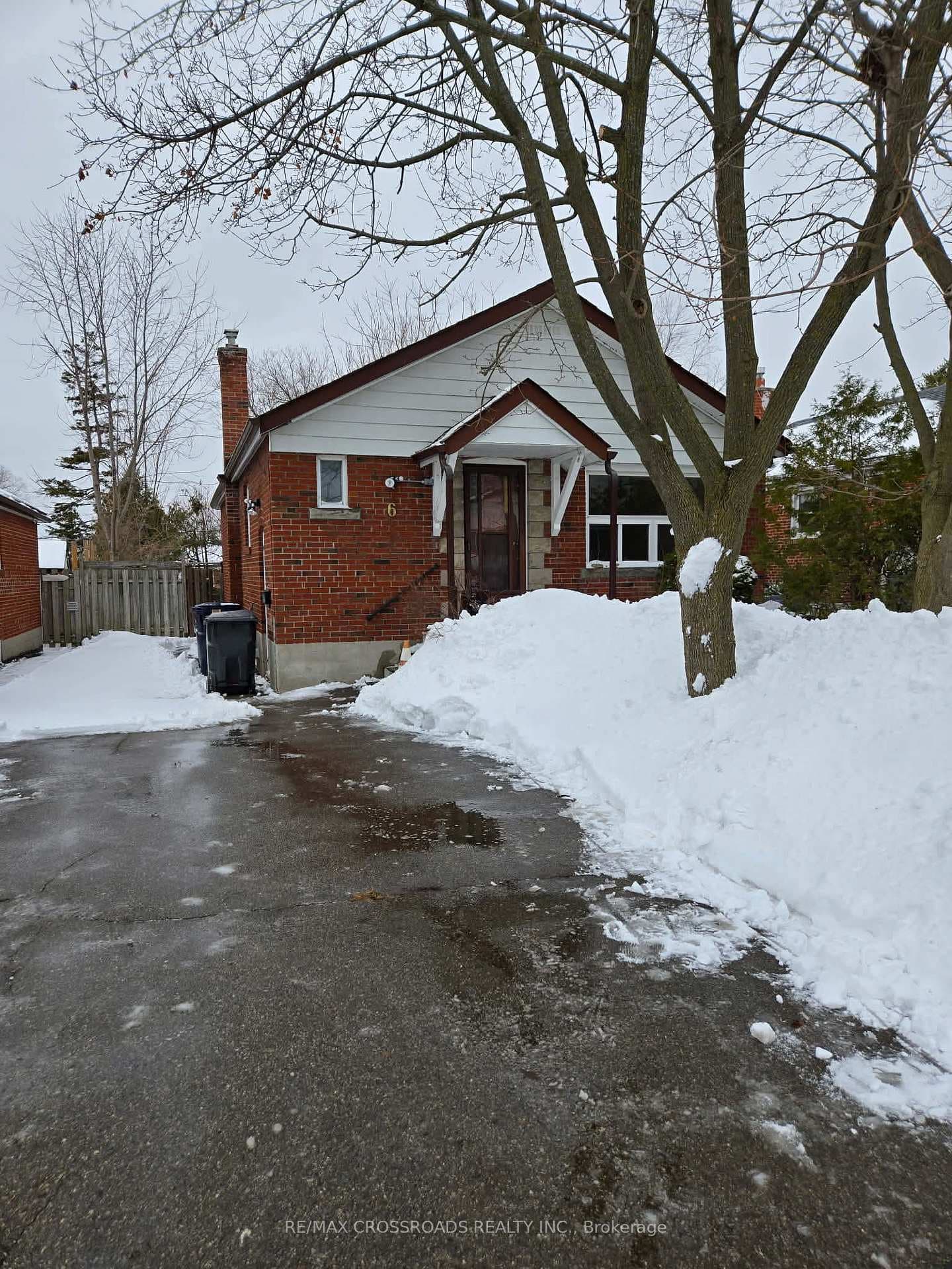6 Waltonice Road, Scarborough Town Centre, ON M1M 3G5 - Photo 1