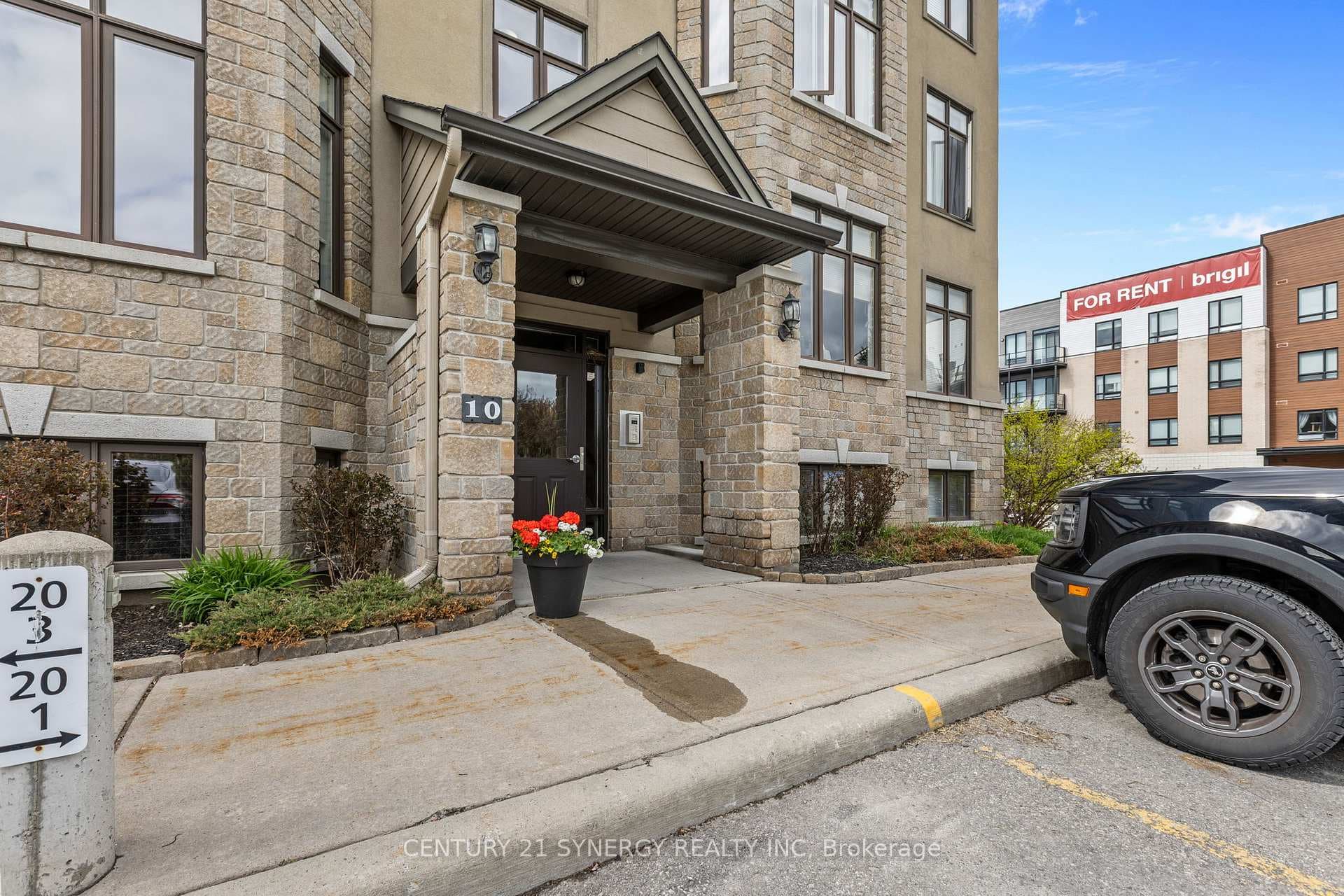 10 Prestige Circle Unit 7, Orleans - Cumberland and Area