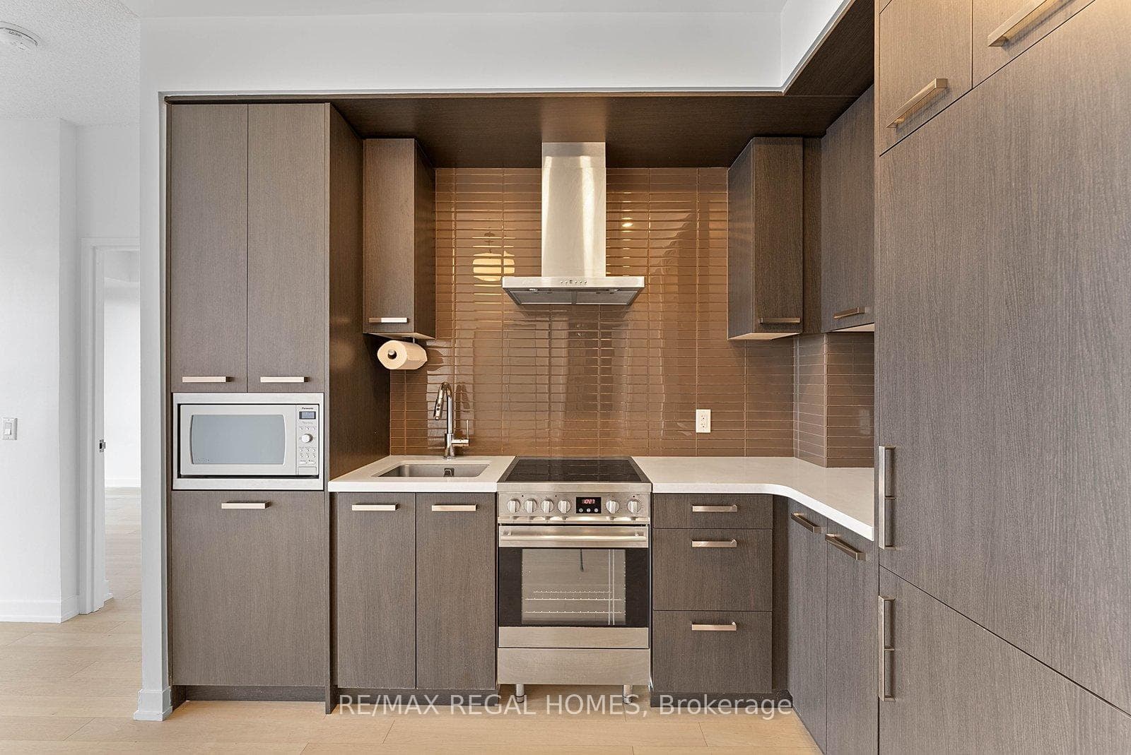120 Bayview Avenue Unit N814, Toronto C08