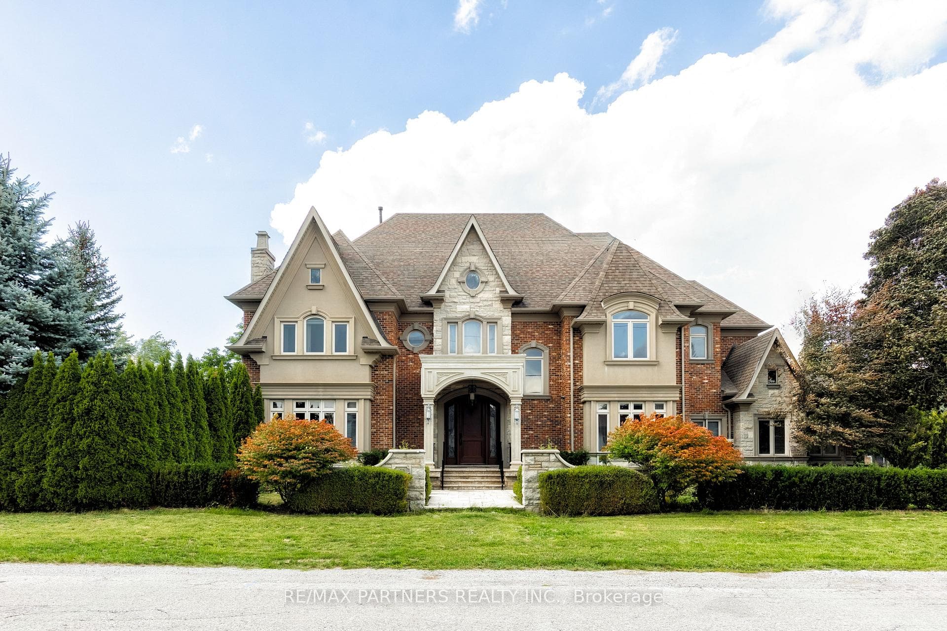 68 Maple Grove Avenue, Richmond Hill, ON L4E 2X2 - Photo 1
