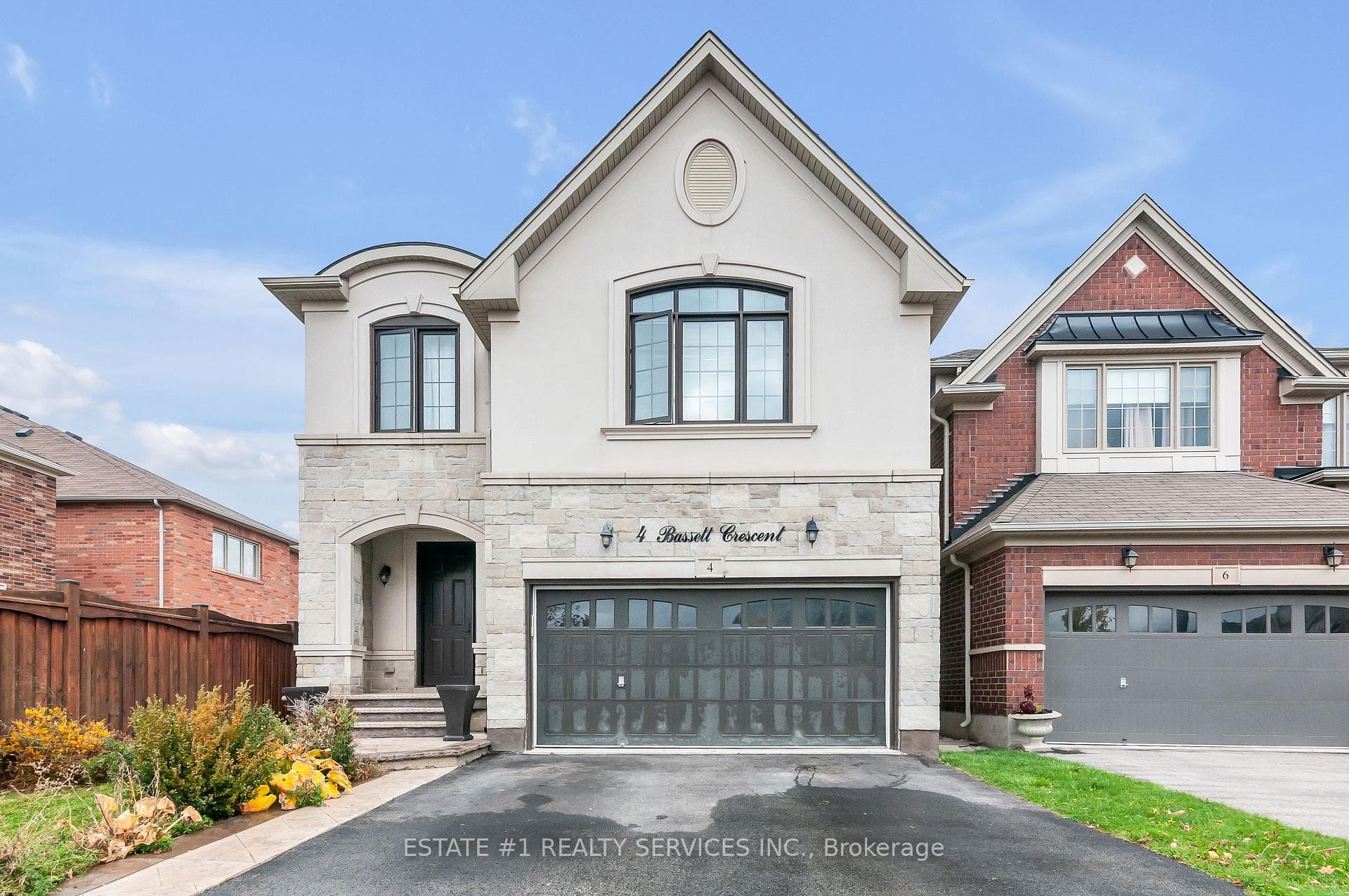 4 Bassett Crescent, Brampton, ON L6X 5G2 - Photo 1